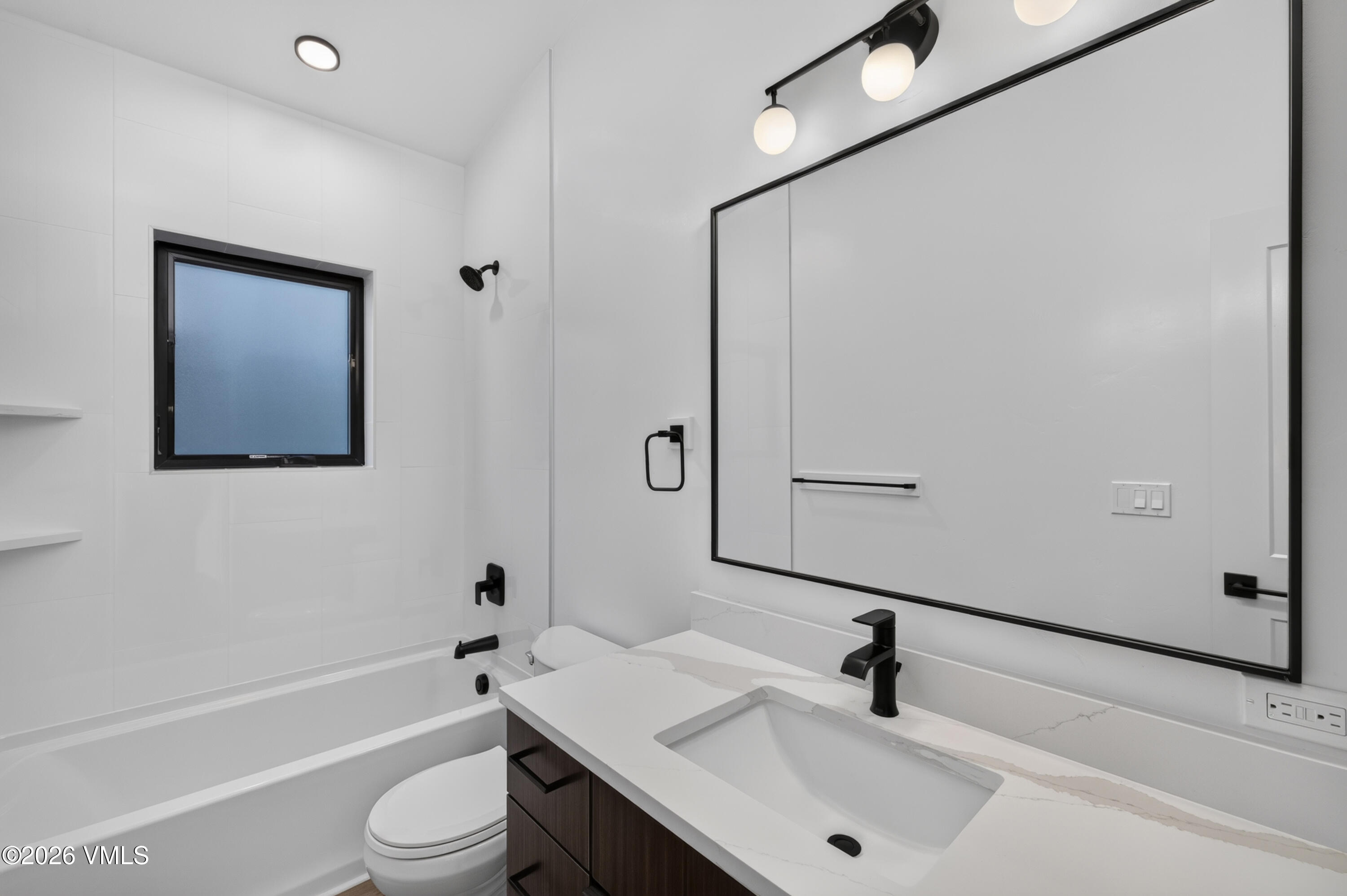 177 Spearstone Avenue Property Photo 16