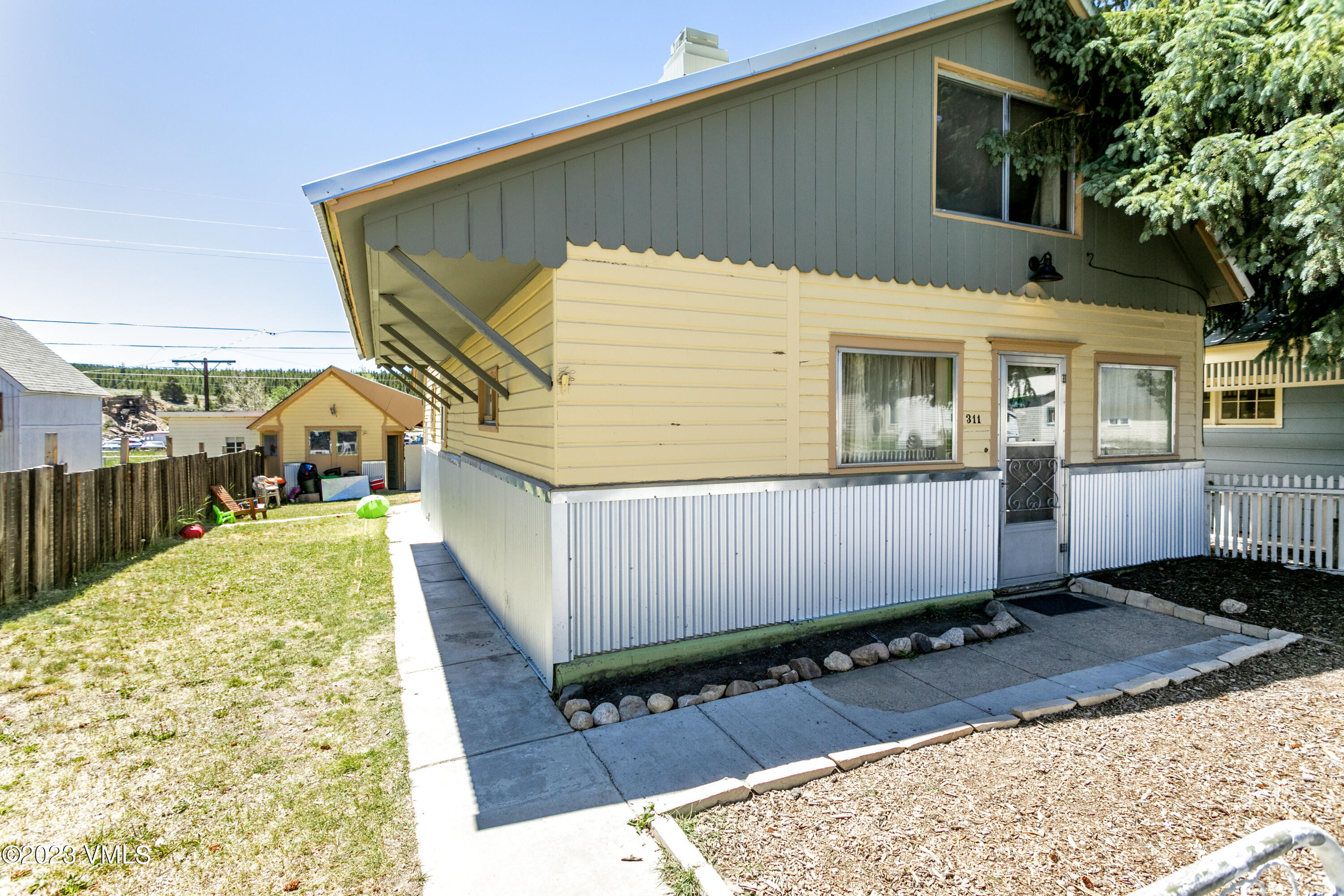 311 Elm Street Property Photo