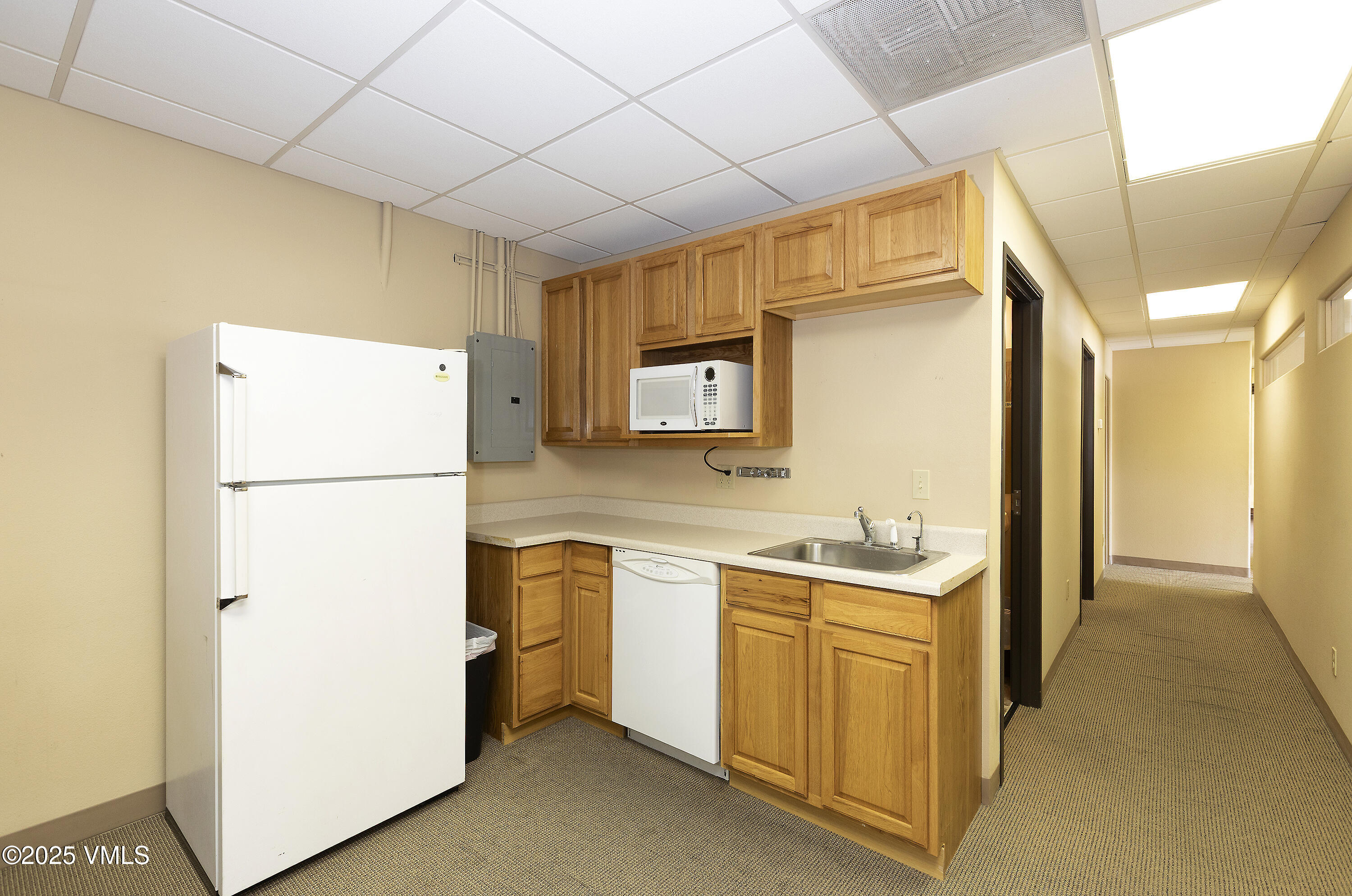 936 Chambers, A11 Property Photo 26