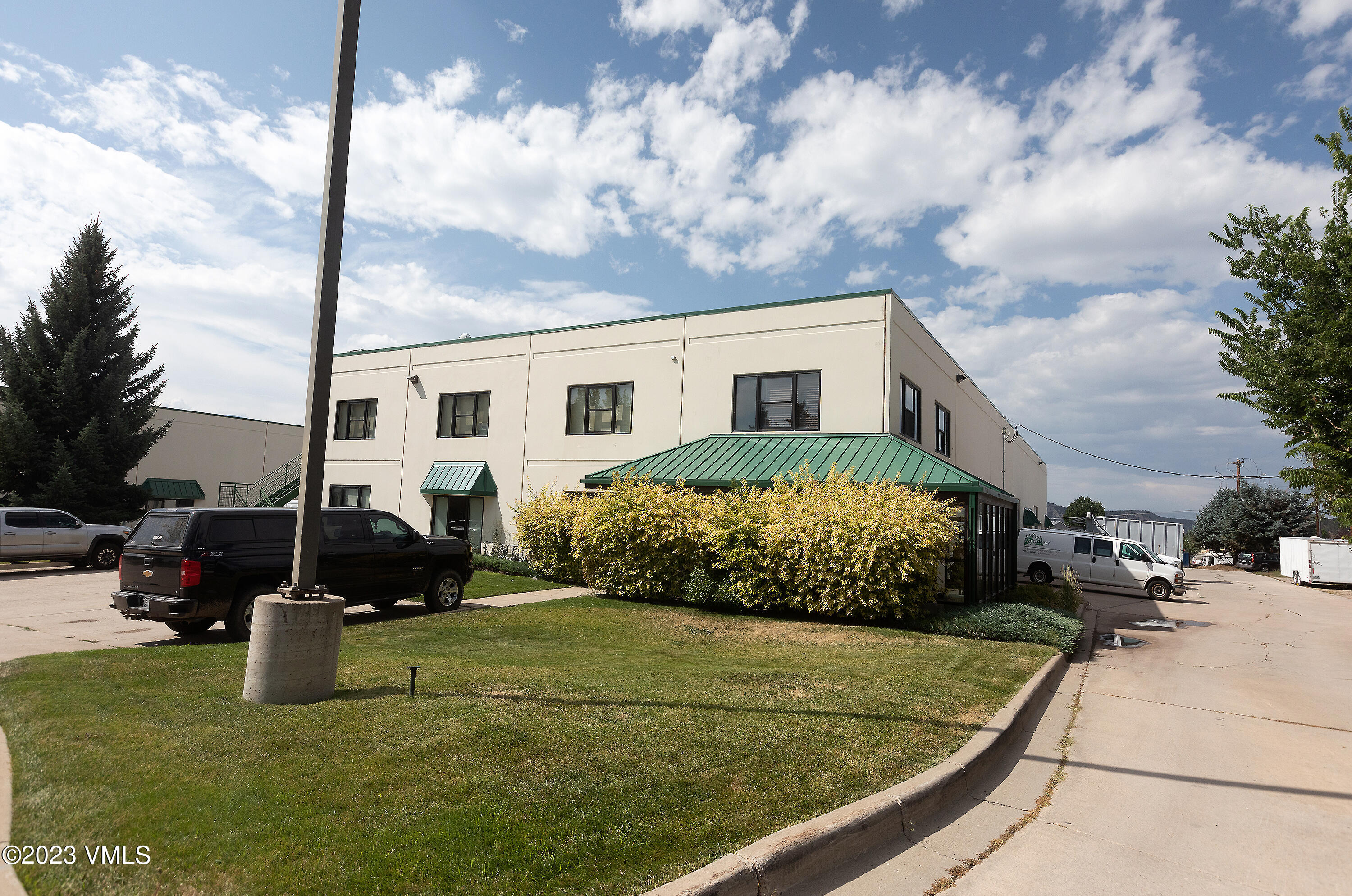 936 Chambers, A11 Property Photo 33