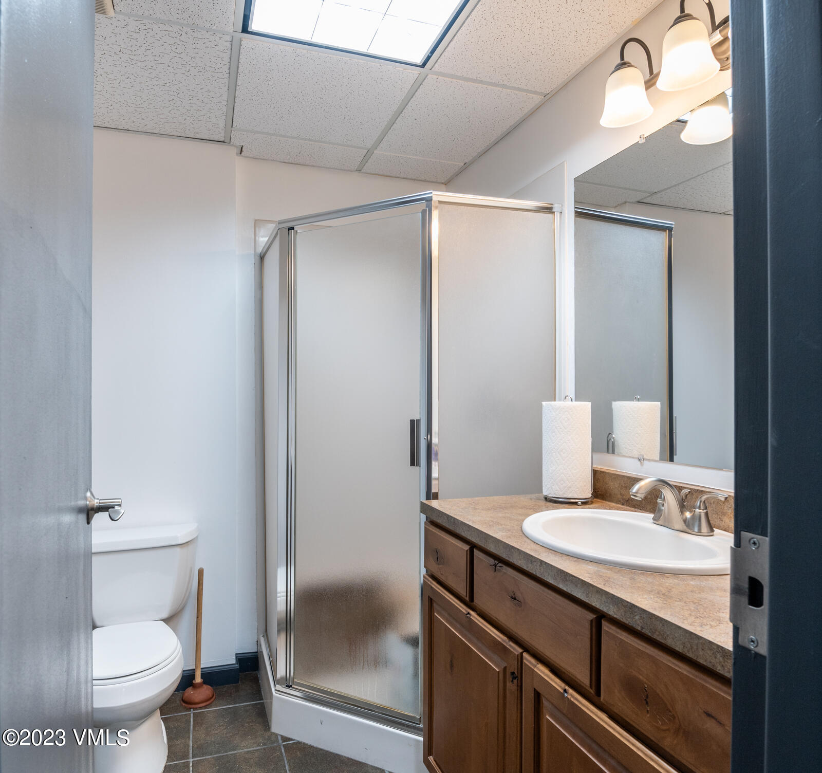 100 W Beaver Creek Boulevard, Unit 200 Property Photo 6