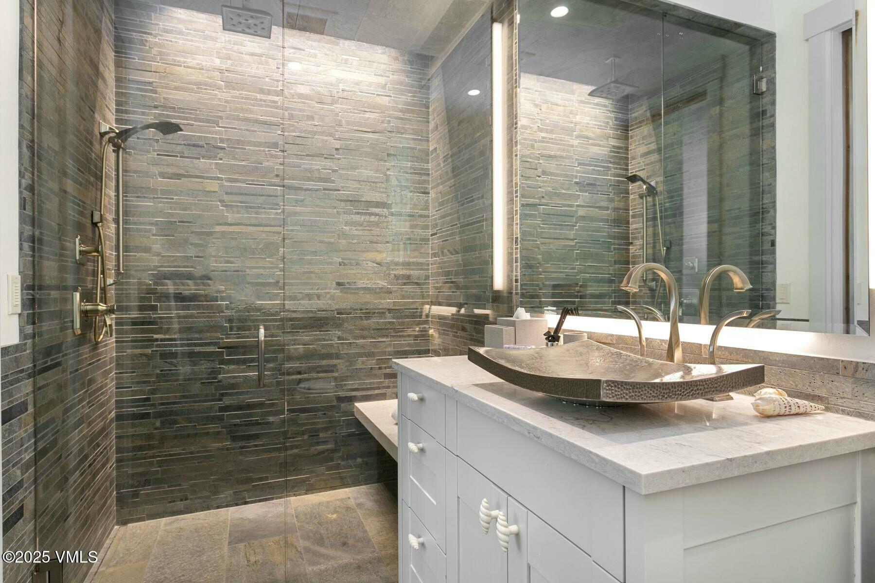 876 Pilgrim Drive Property Photo 25