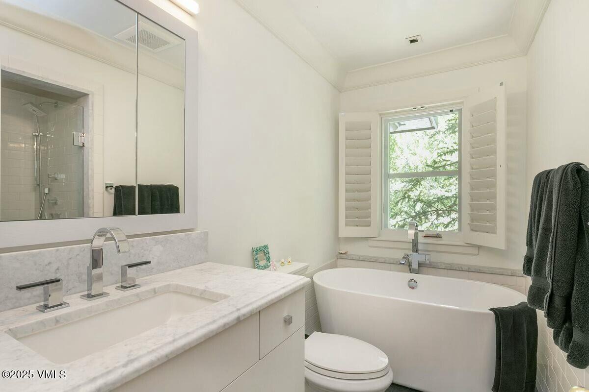 876 Pilgrim Drive Property Photo 35
