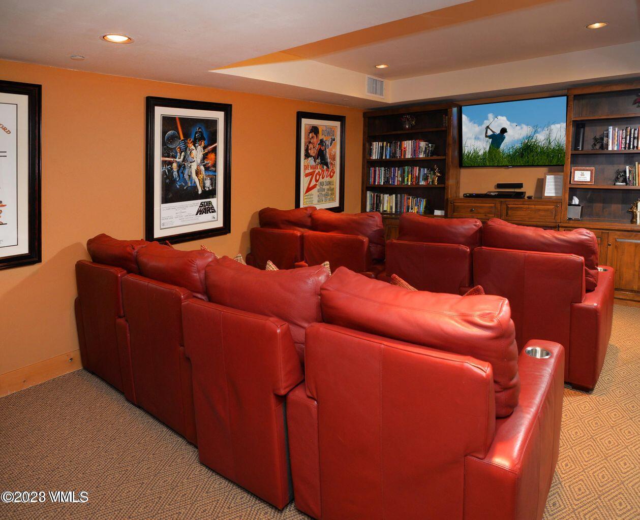 63 Avondale Lane, 338l-week 50 Property Photo 16