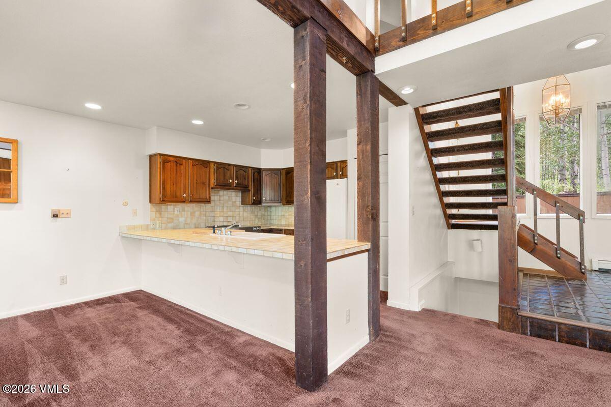 1895 Sunburst Drive A (west Side) Property Photo 12
