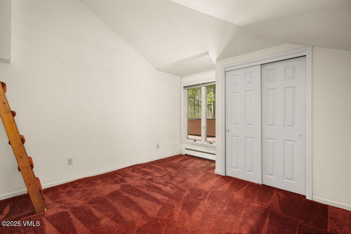 1895 Sunburst Drive A (west Side) Property Photo 19
