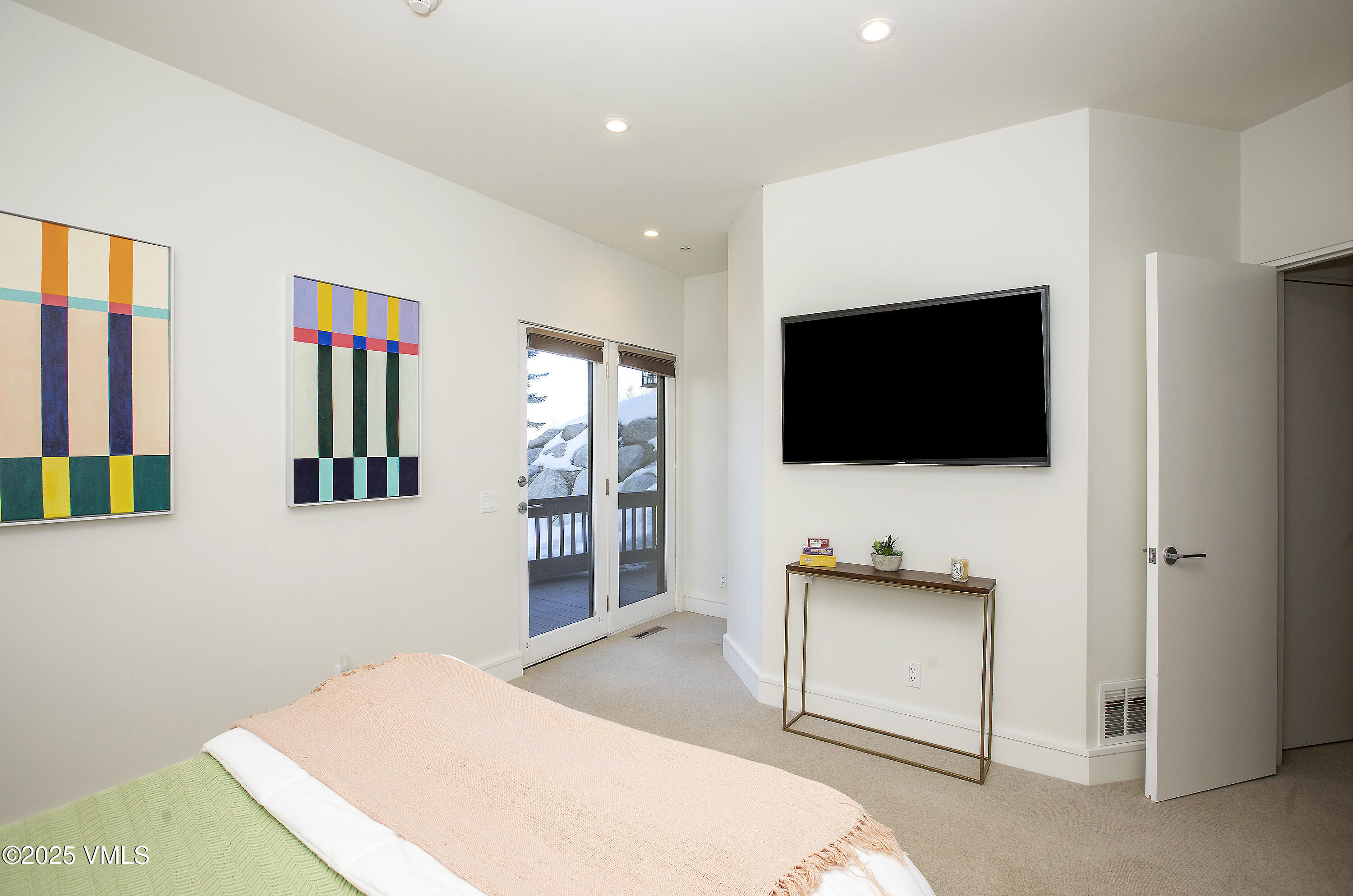 83 Offerson, 1 Property Photo 17