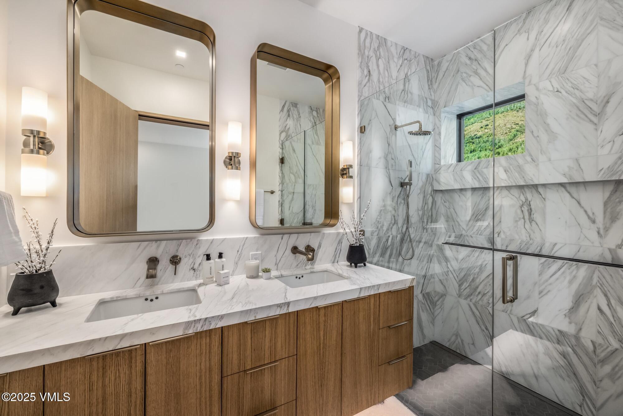 1489 Vail Valley Drive Property Photo 44
