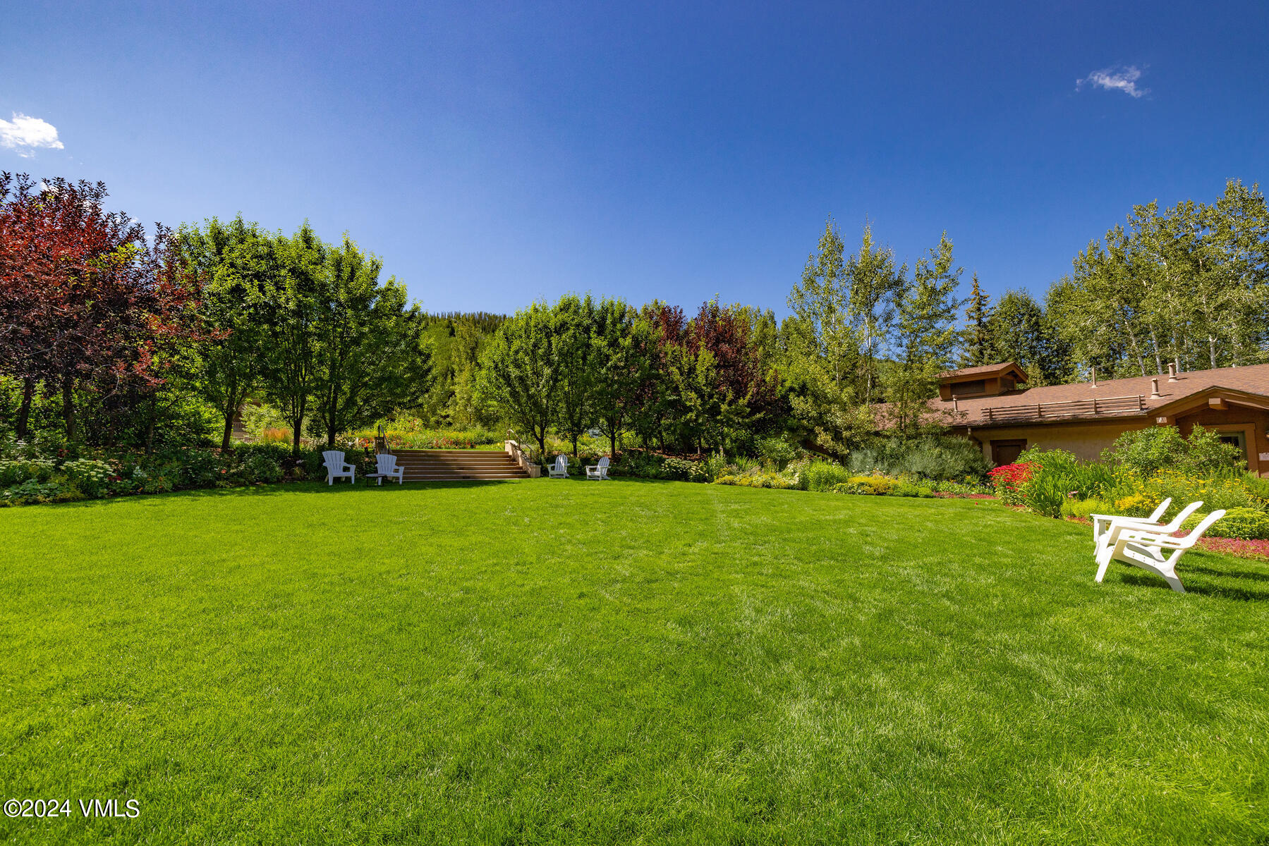 595 Vail Valley Drive, 115 Property Photo 2