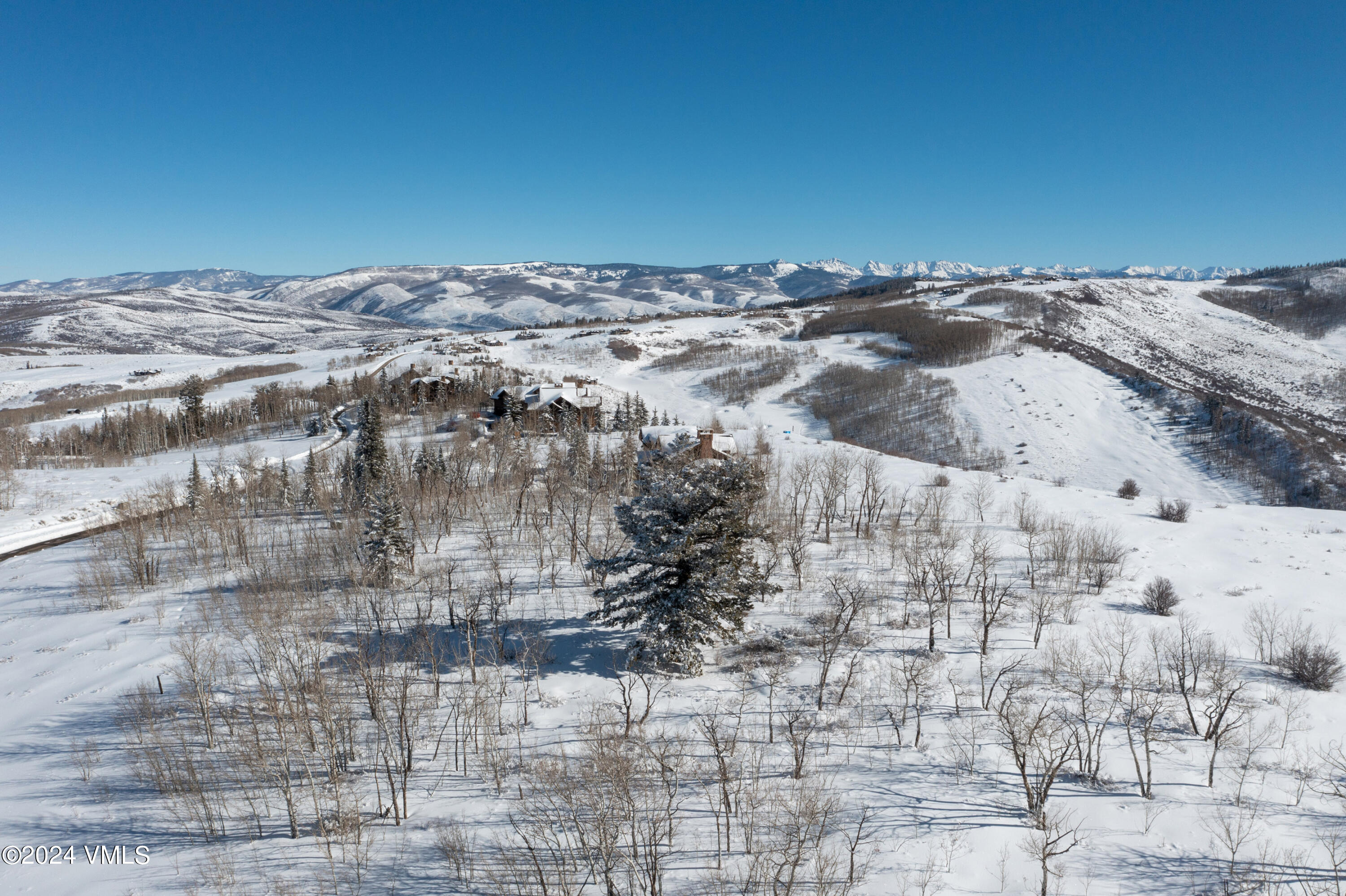 818 Webb Peak Property Photo 7