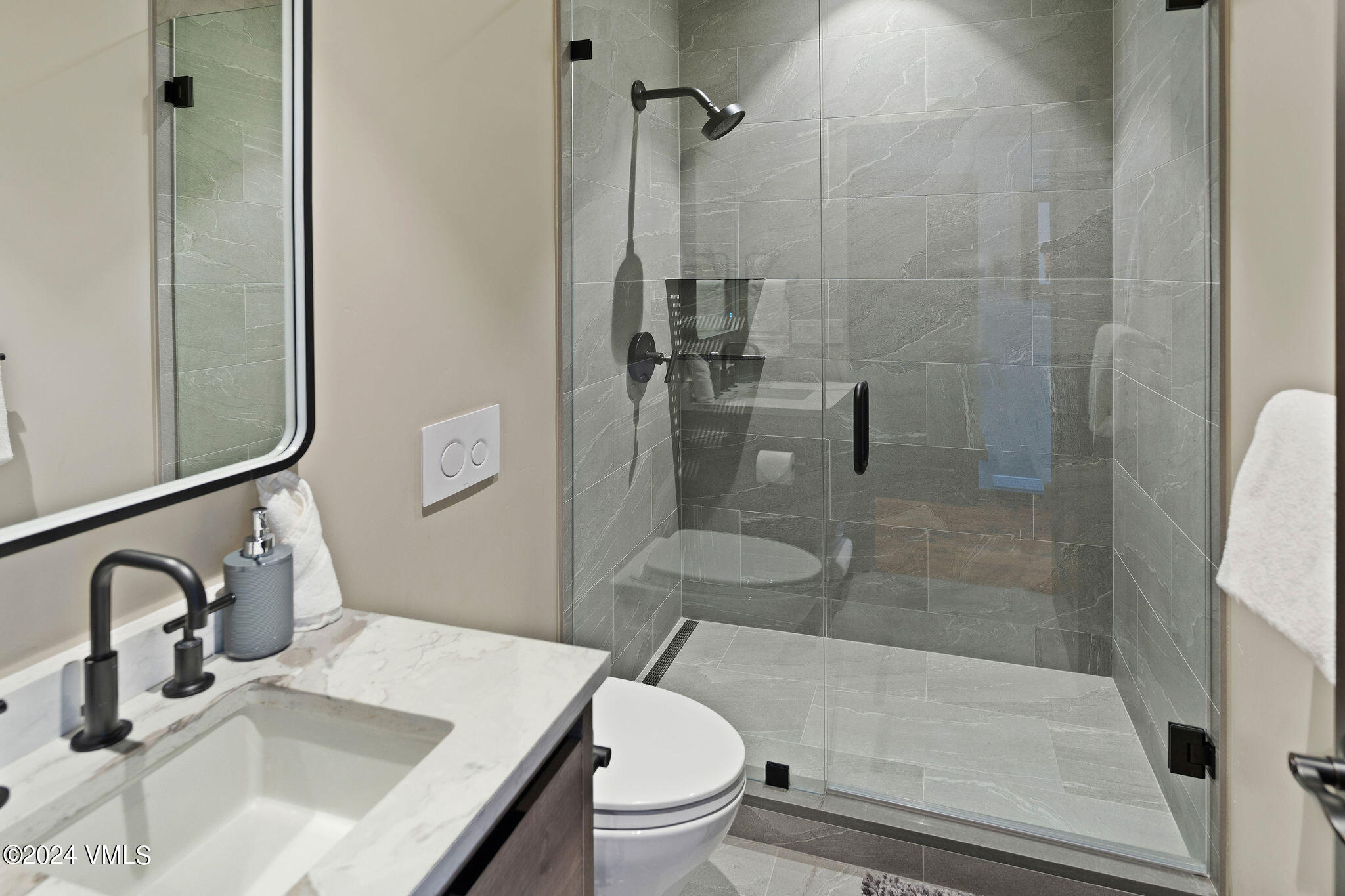 1675 Aspen Ridge Road Property Photo 29