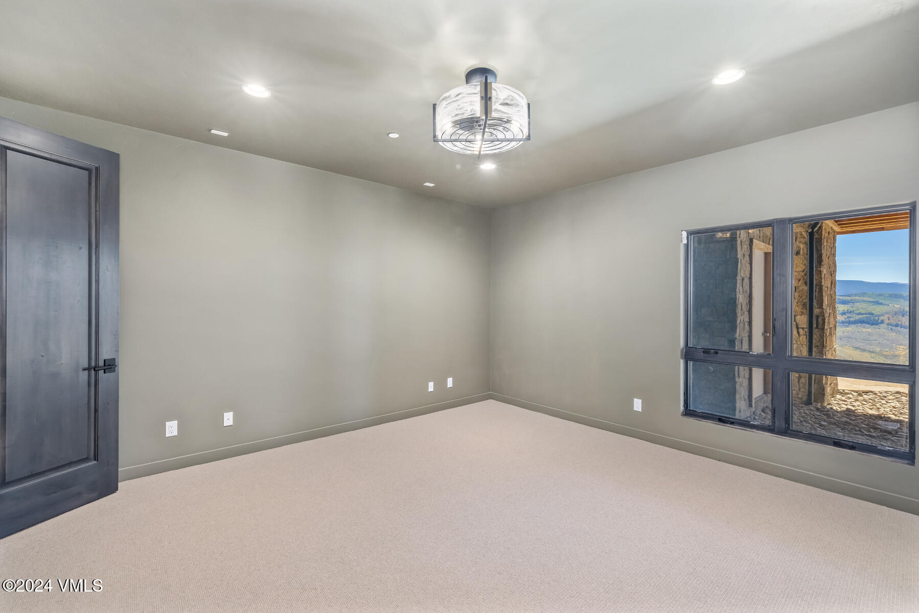 966 Webb Peak Property Photo 64