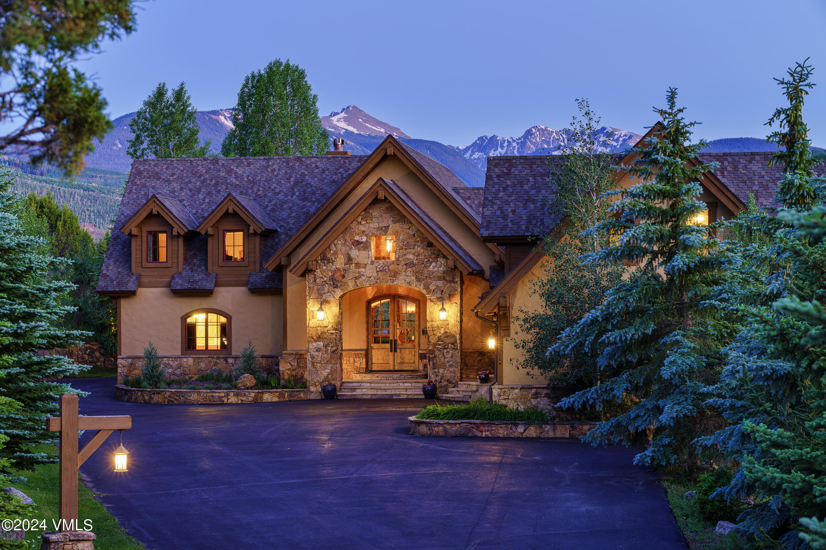 1182 Beard Creek Road Property Photo
