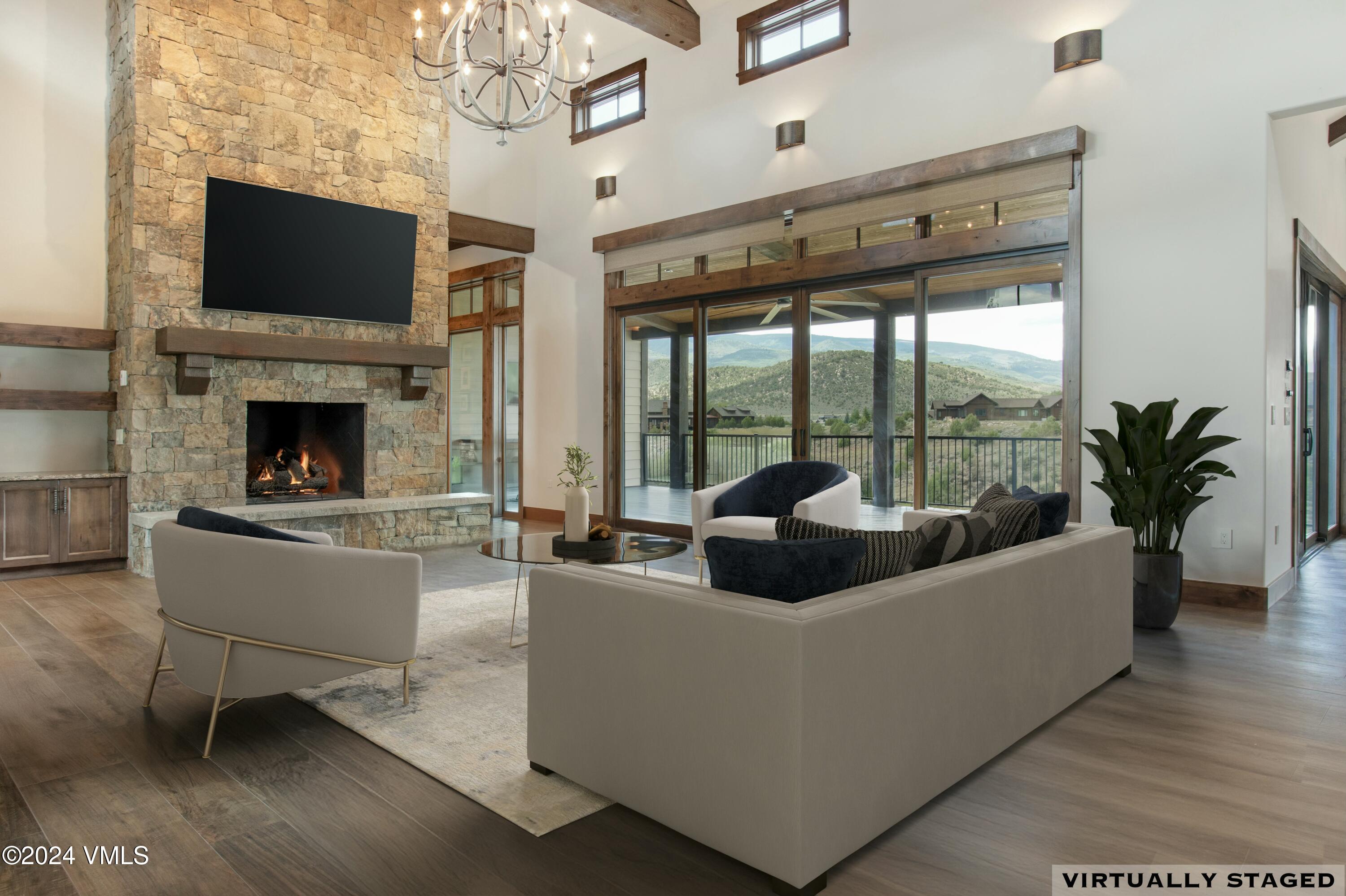1288 E Haystacker Drive Property Photo 1