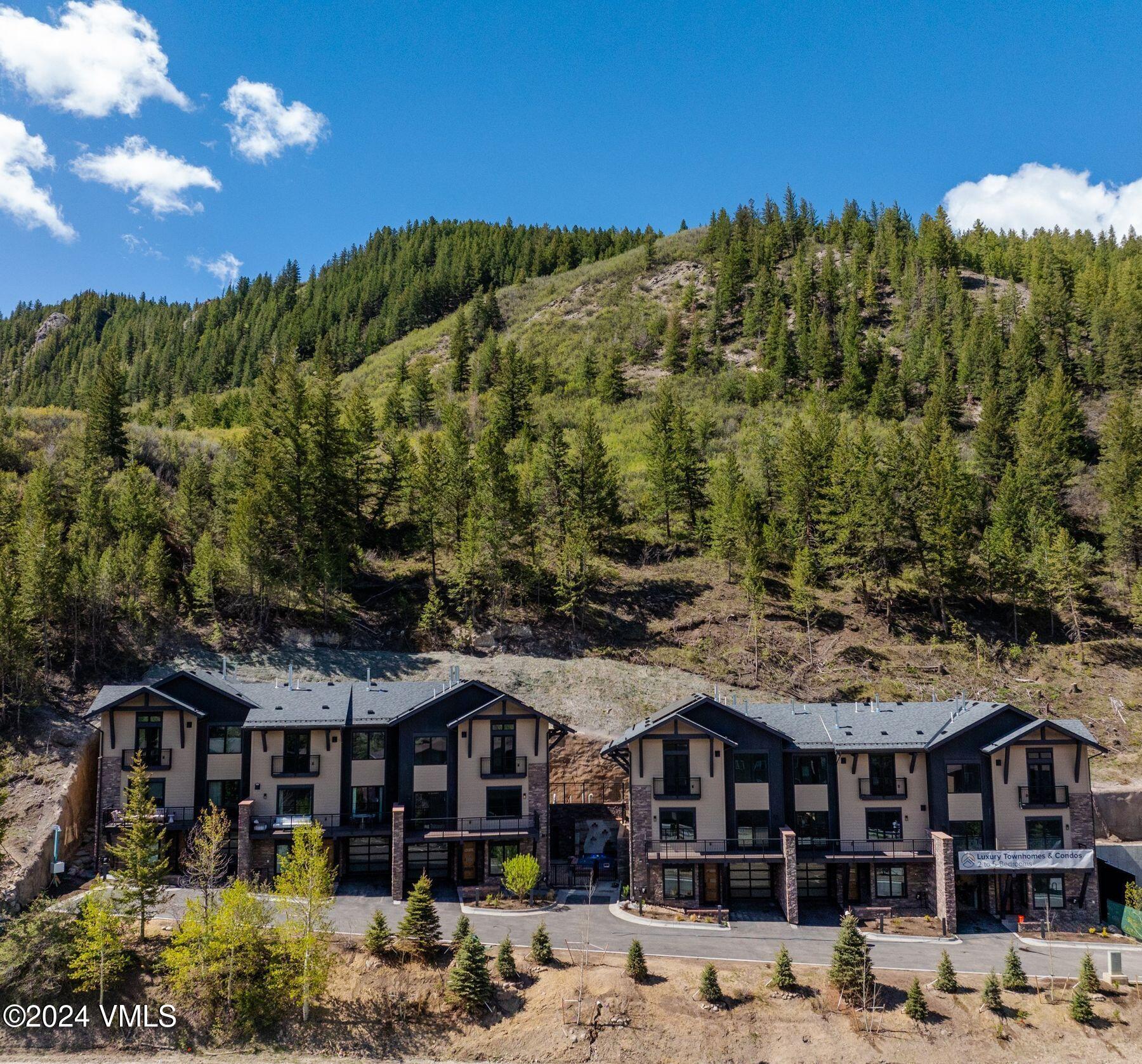38462 Hwy 6, Townhome | 6 Property Photo