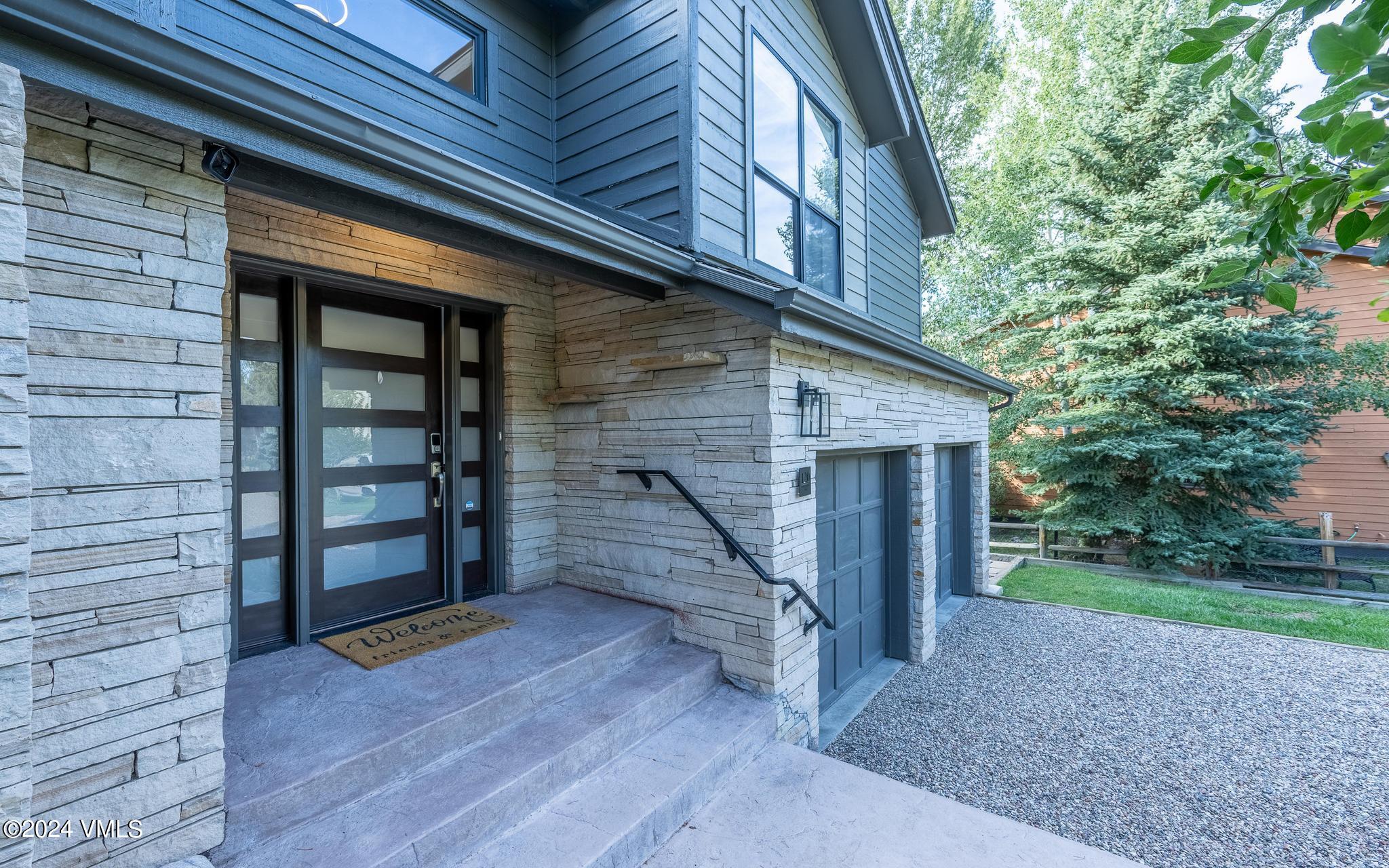 120 Old County Lane Property Photo 45