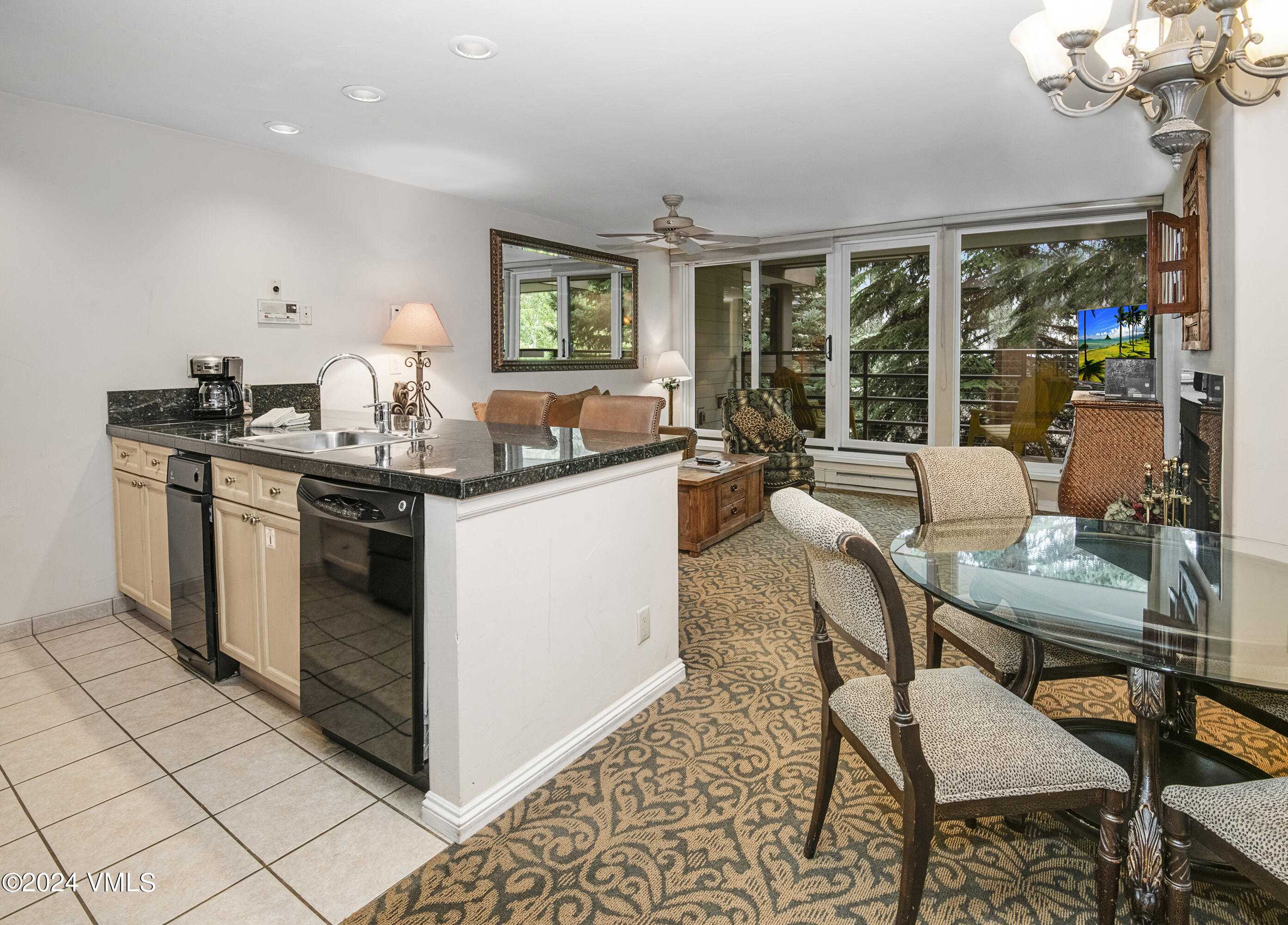 1100 N Frontage Rd SW, 2313