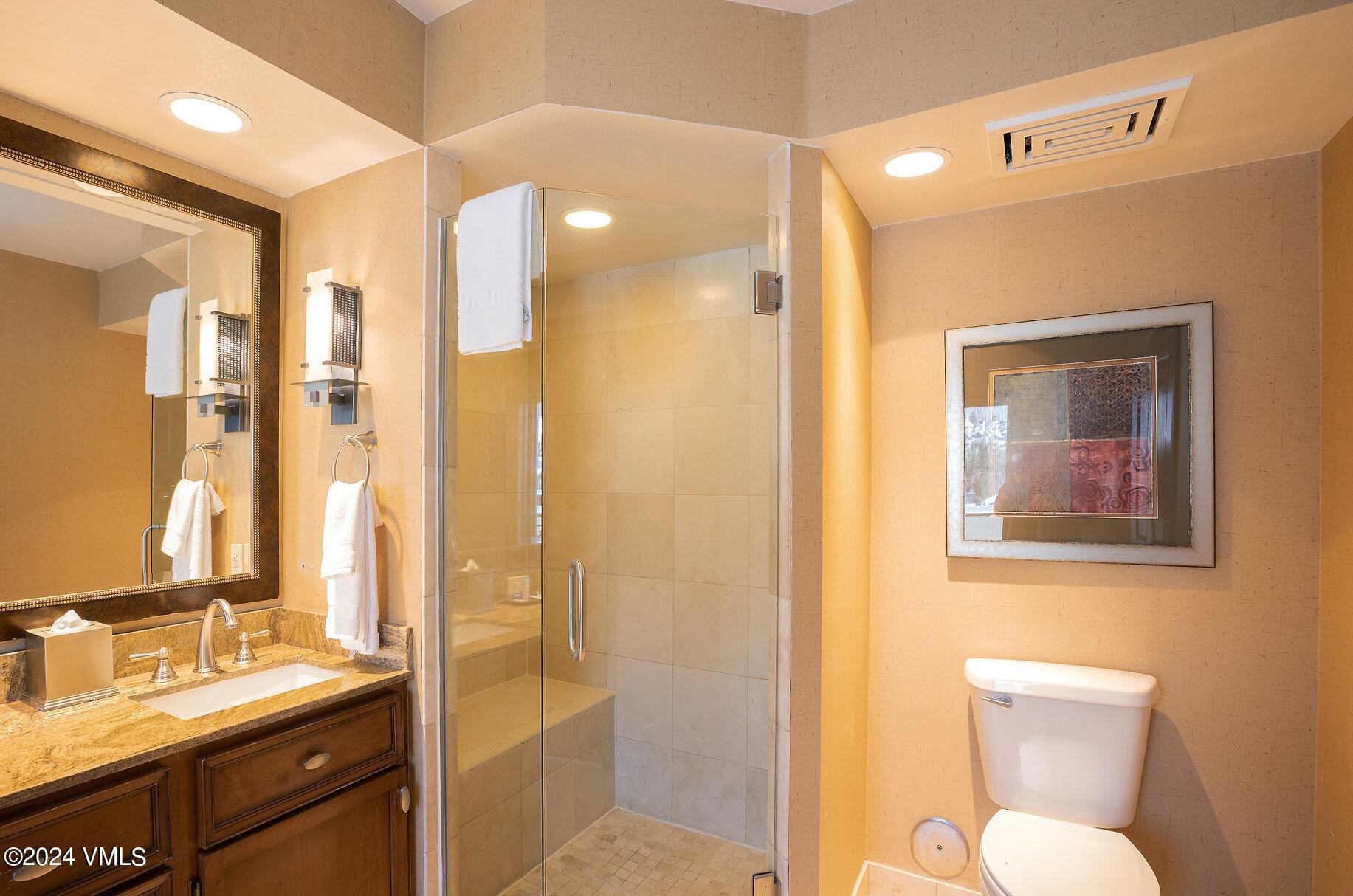 210 Offerson Road R-309, Week 37 Property Photo 15