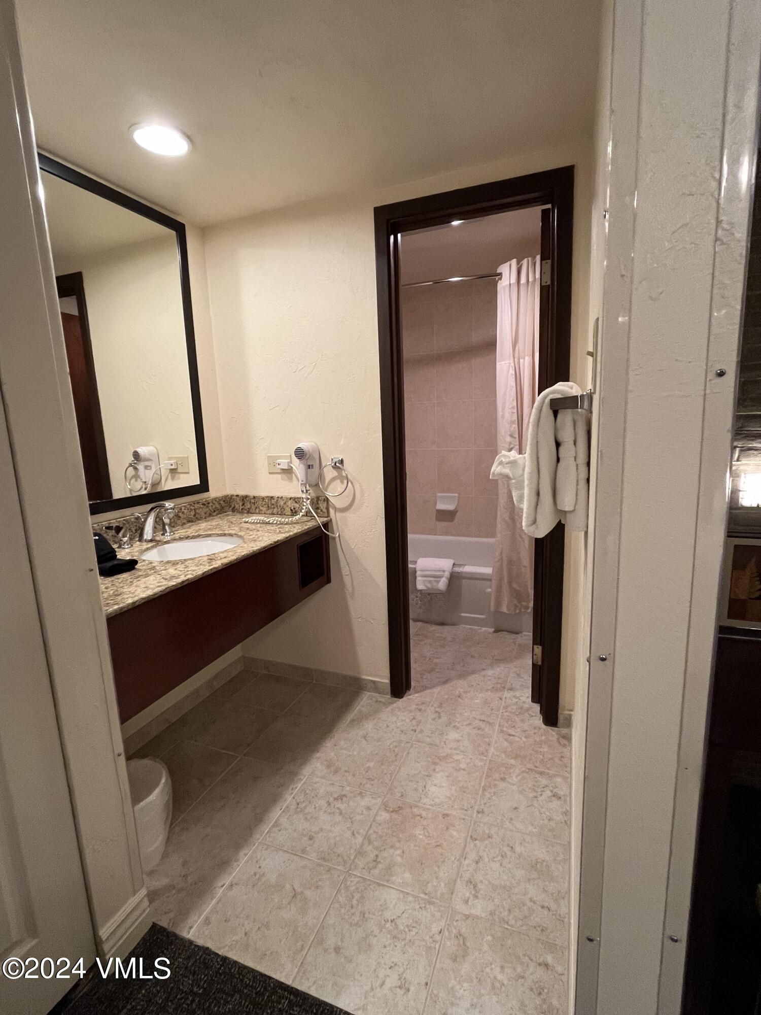 1020 Vail View Drive, 1411-31 Property Photo 8