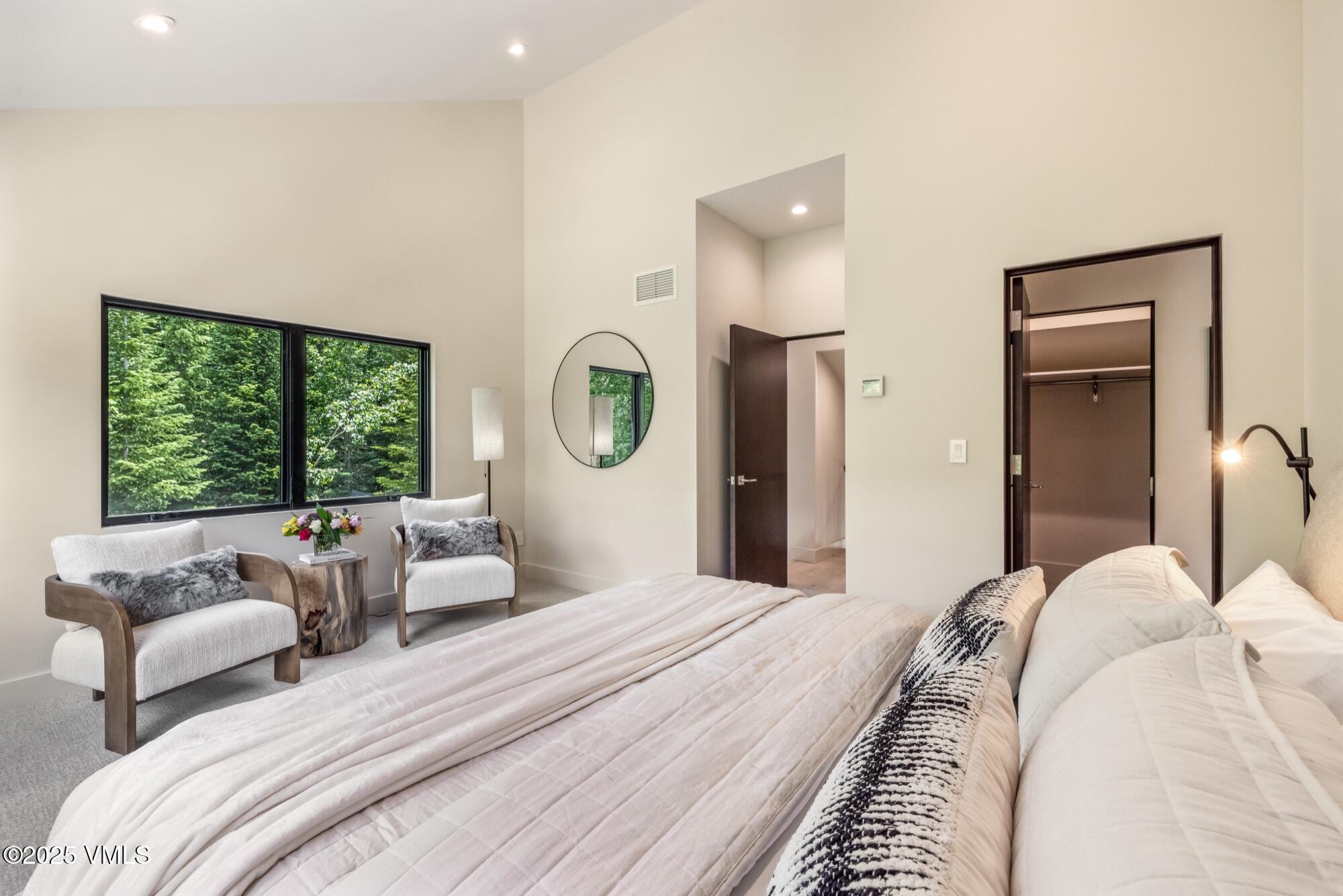 5074 Main Gore Drive S, B Property Photo 29