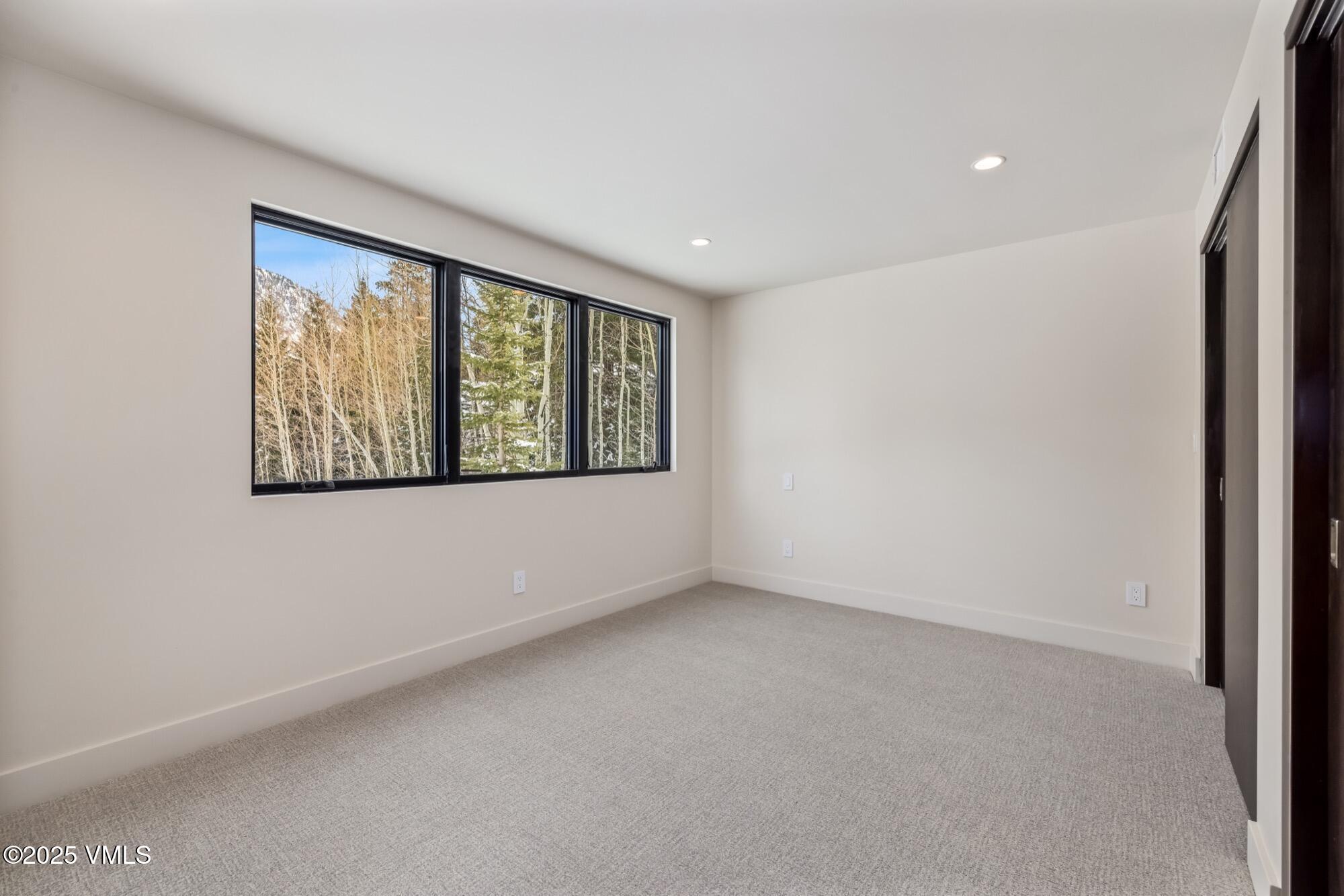 5074 Main Gore Drive S, B Property Photo 36