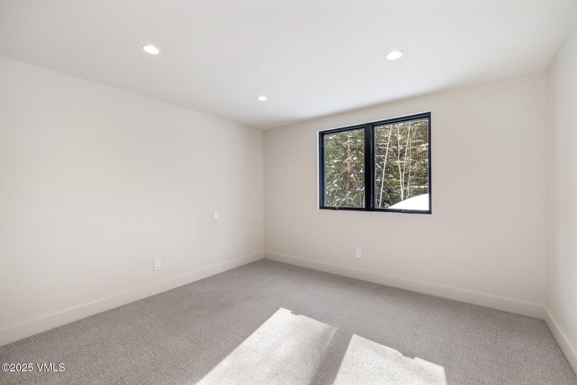 5074 Main Gore Drive S, B Property Photo 39