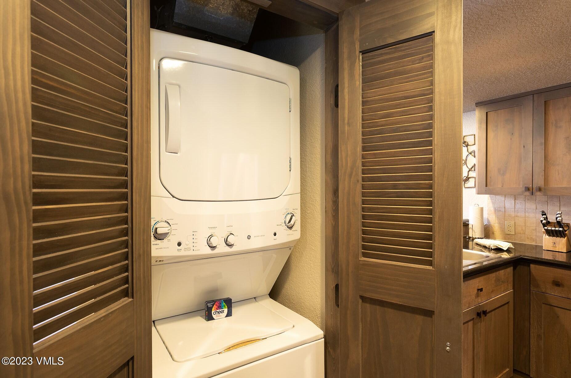 210 Offerson Road, R-408 Property Photo 9