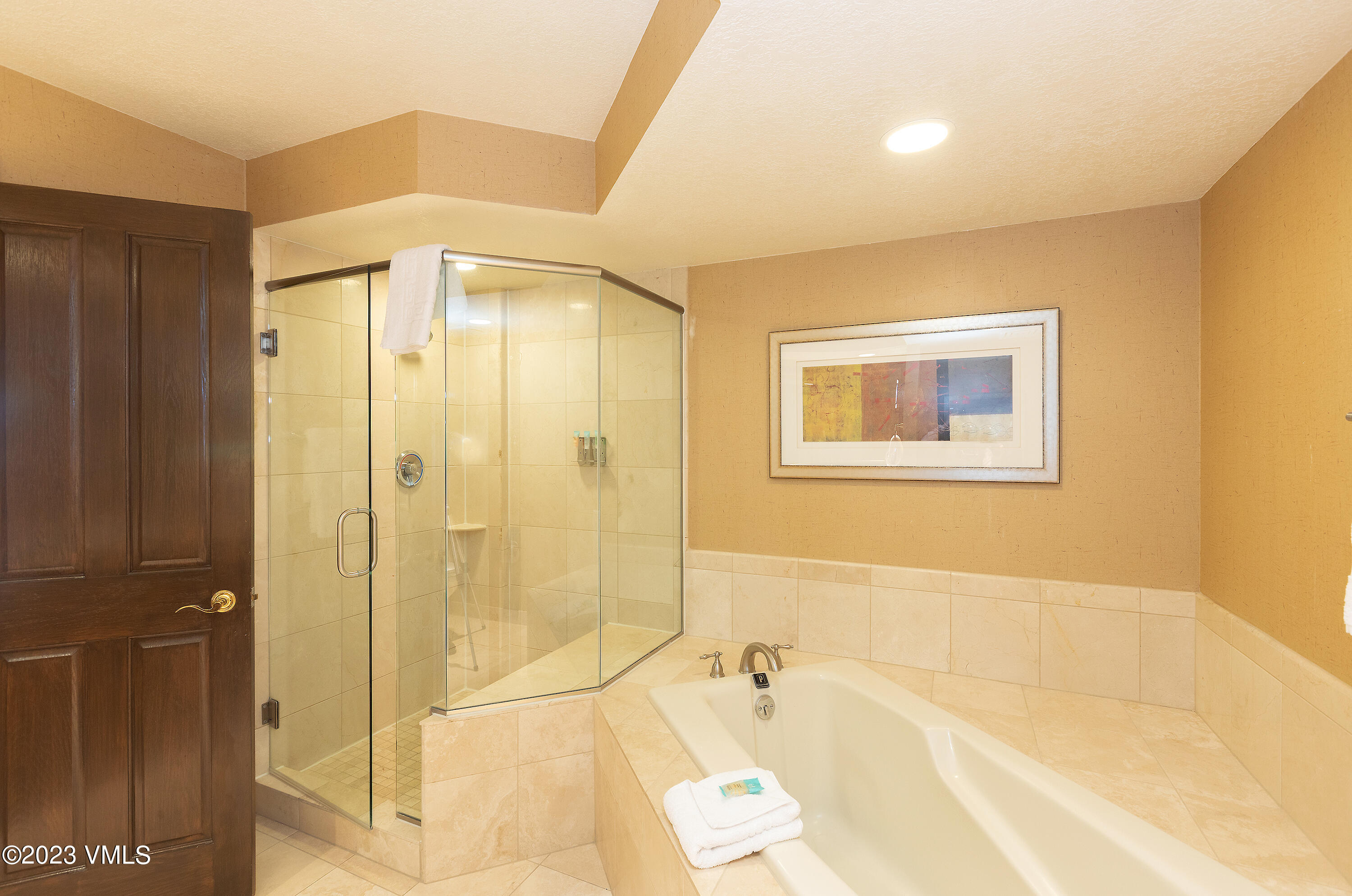 210 Offerson Road, R-107 Property Photo 12