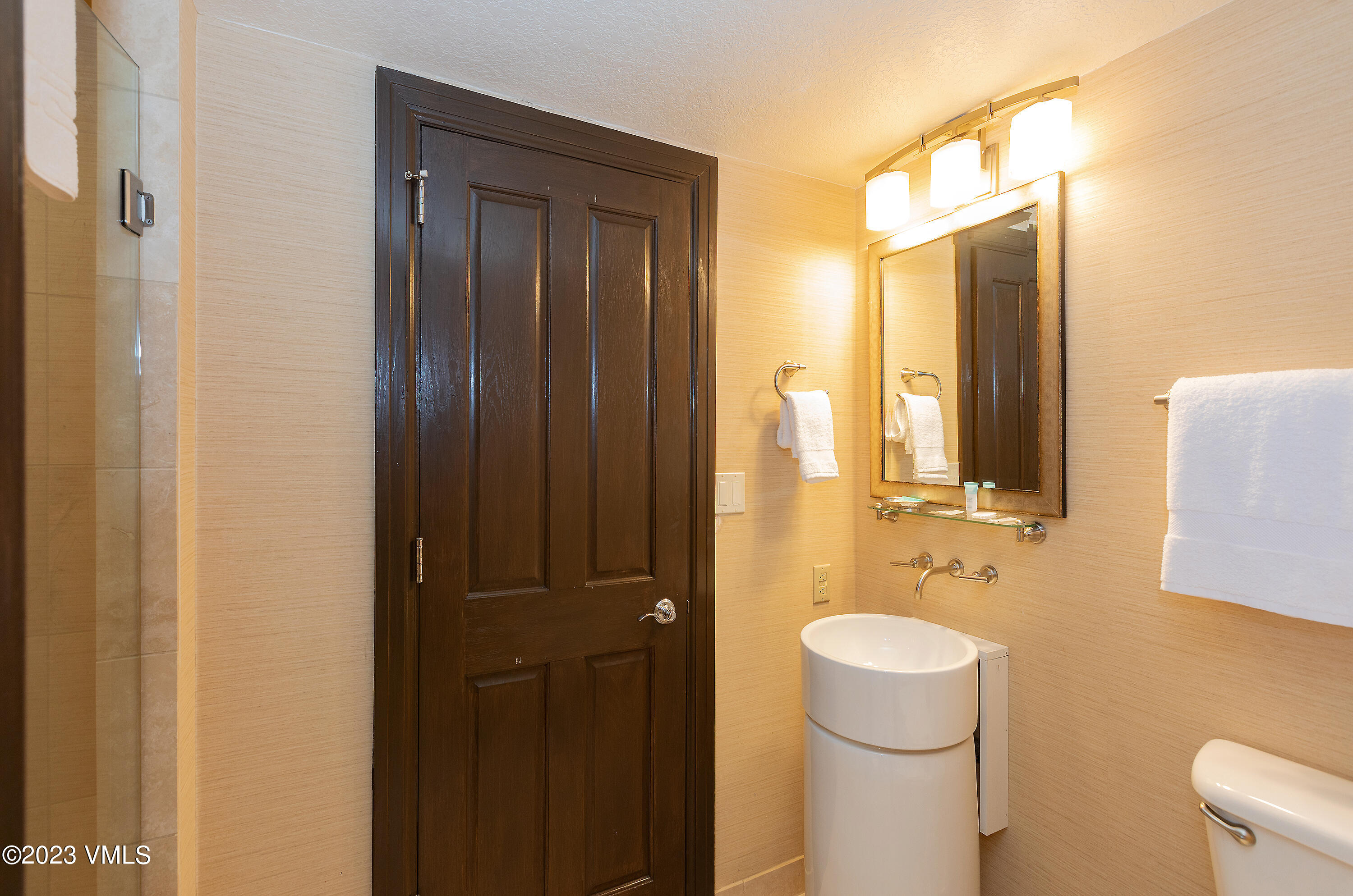 210 Offerson Road, R-107 Property Photo 19
