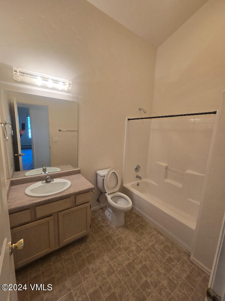 702 Bull Run Property Photo 15