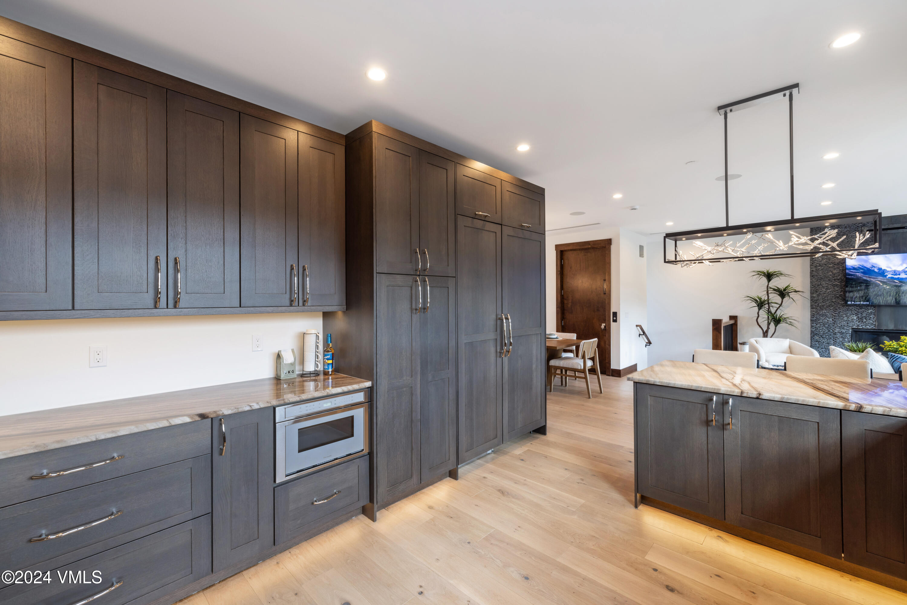 200 Goldfinch Lane, 1b Property Photo 4