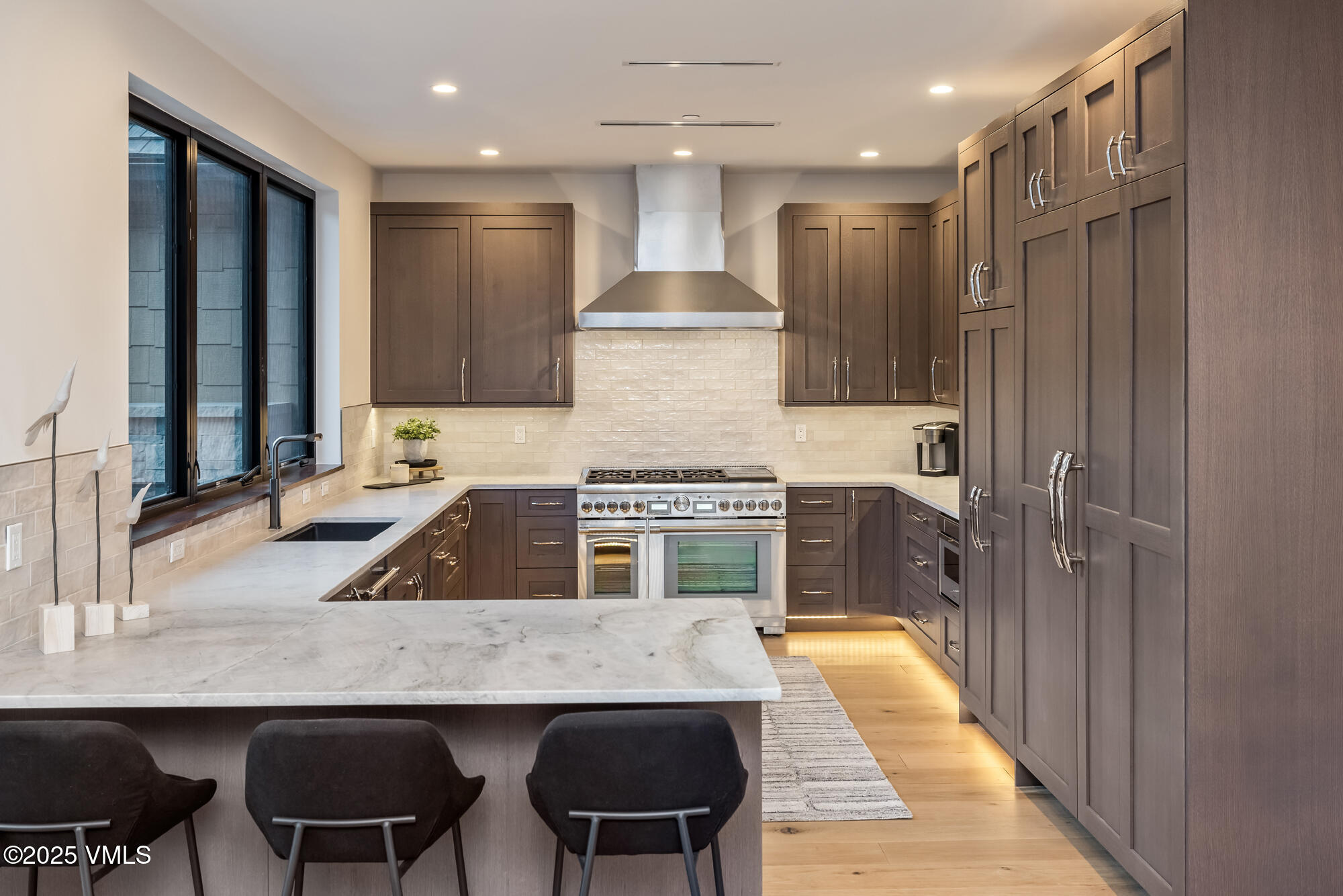 200 Goldfinch Lane, 1b Property Photo 4