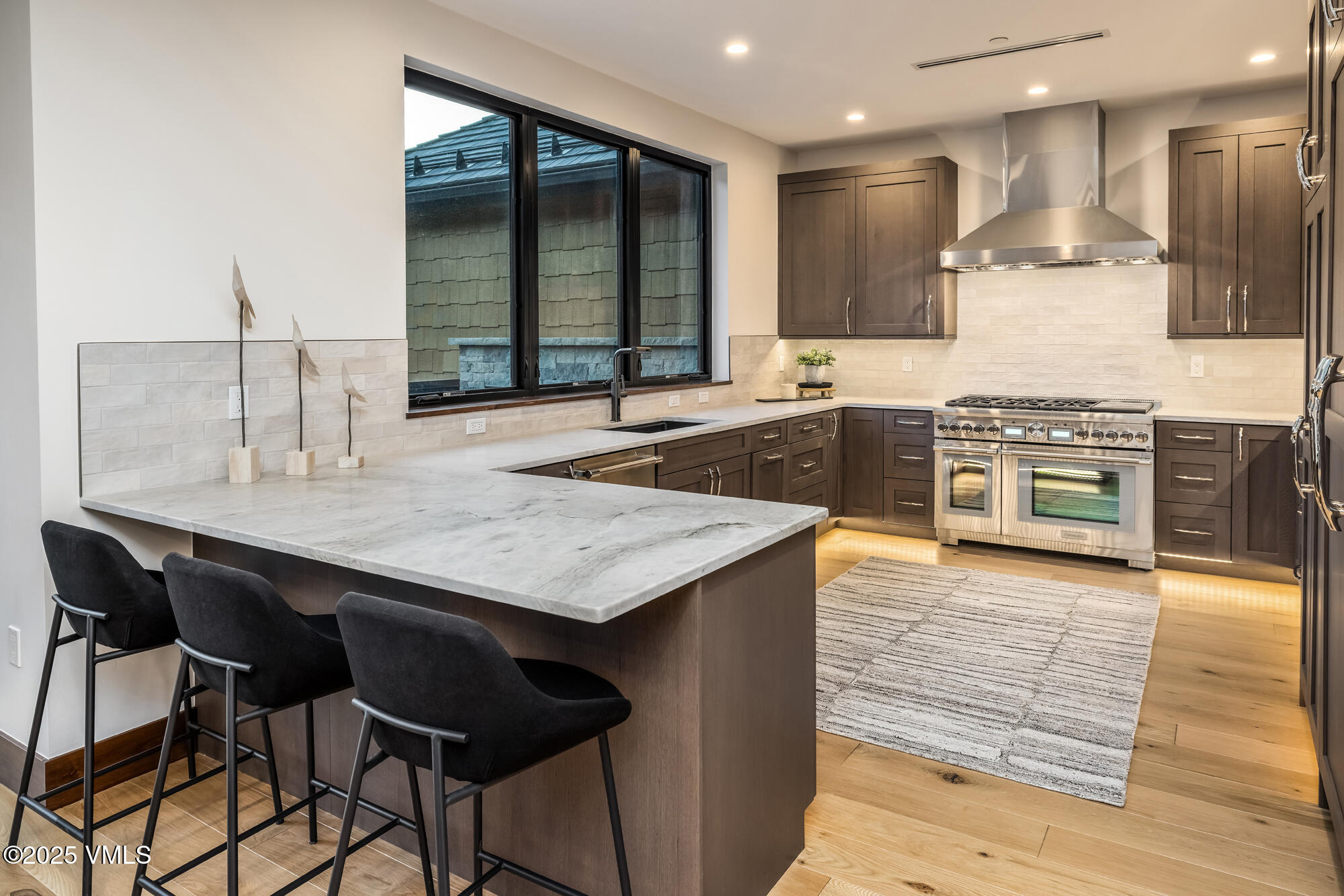 200 Goldfinch Lane, 1b Property Photo 5