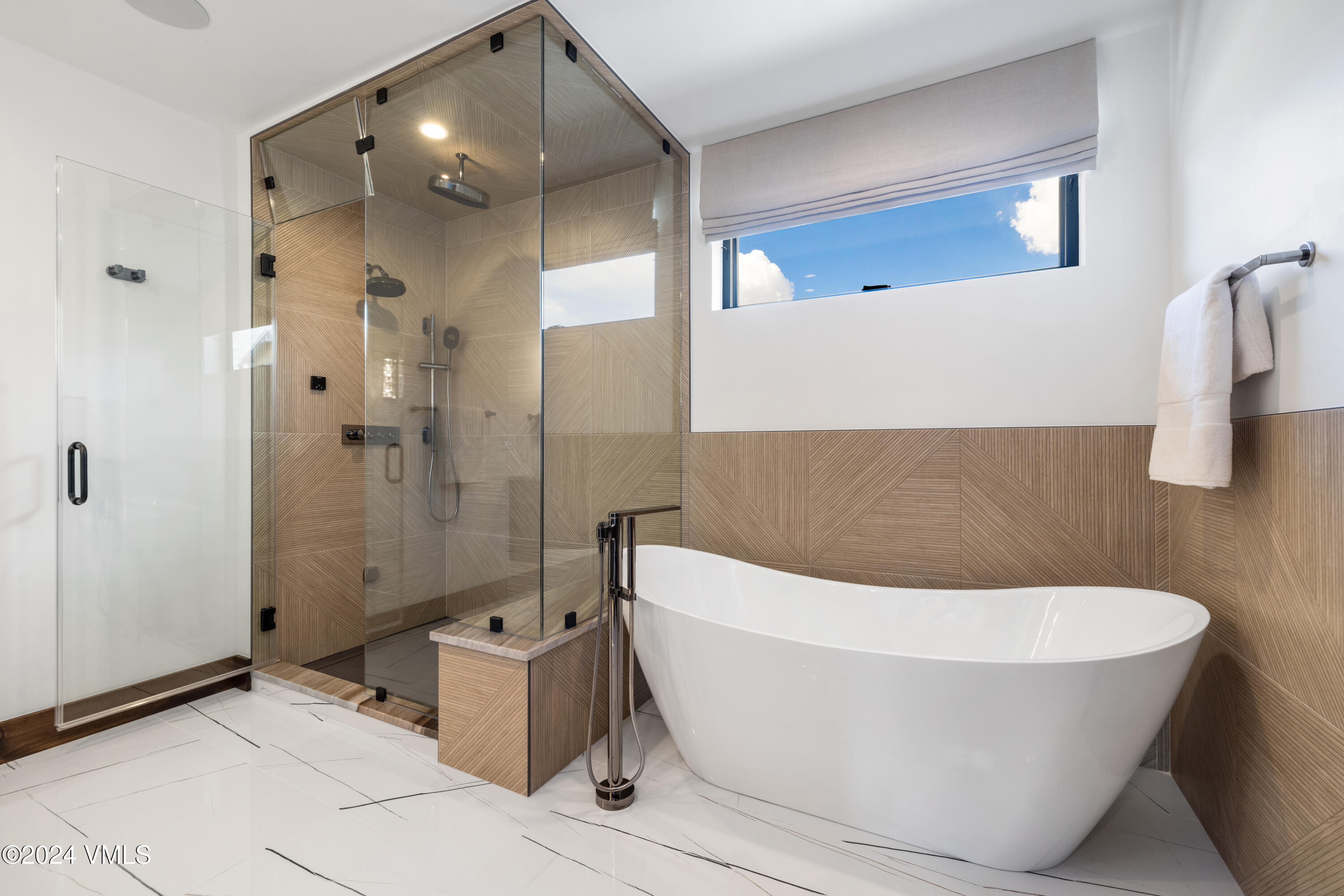 200 Goldfinch Lane, 1b Property Photo 9