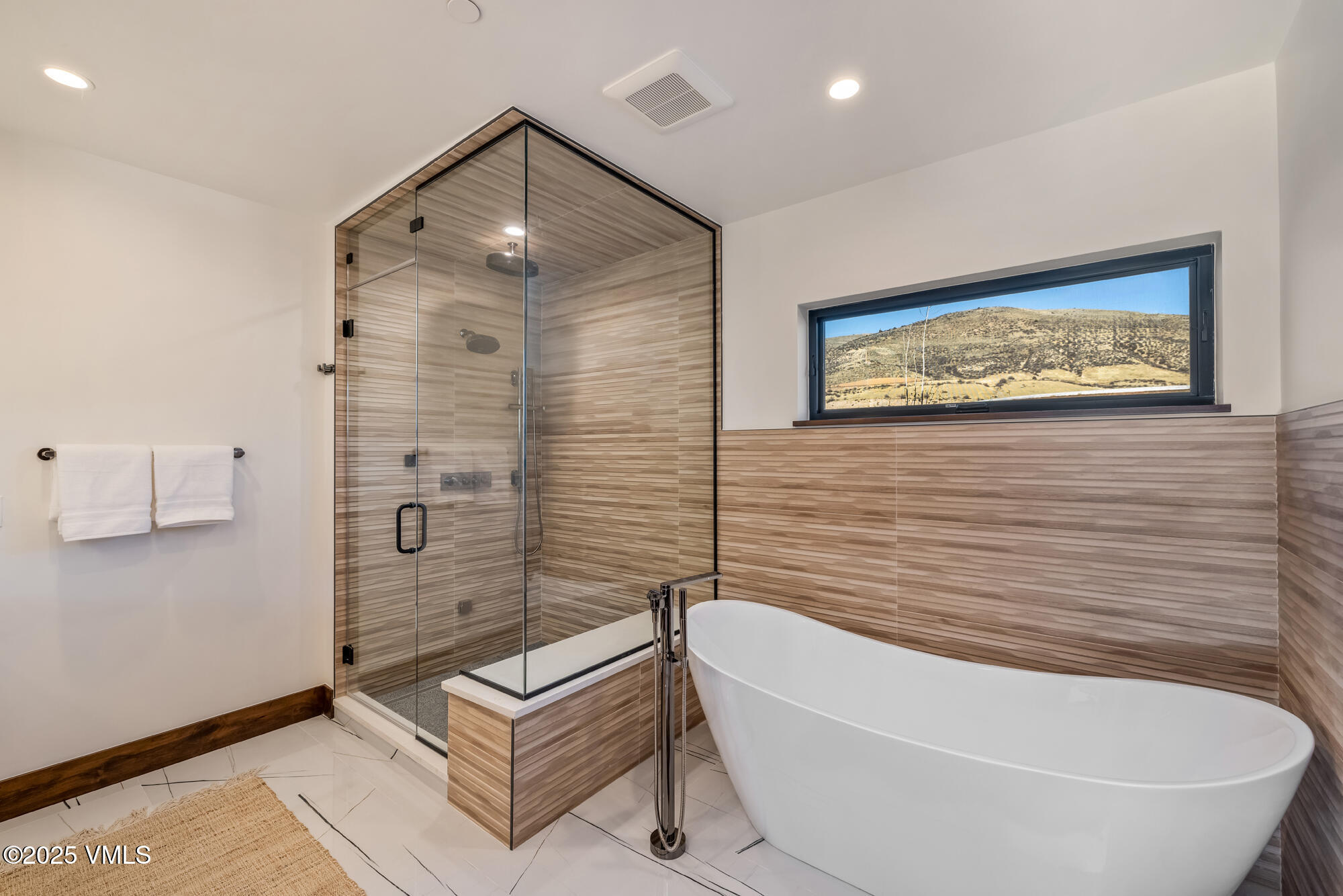 200 Goldfinch Lane, 1b Property Photo 13