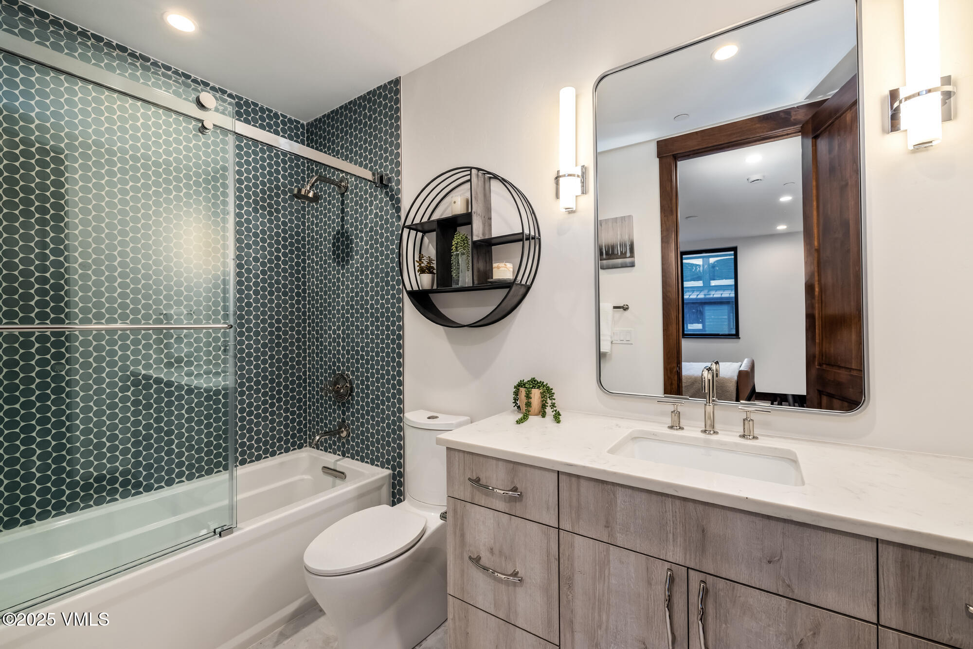 200 Goldfinch Lane, 1b Property Photo 23