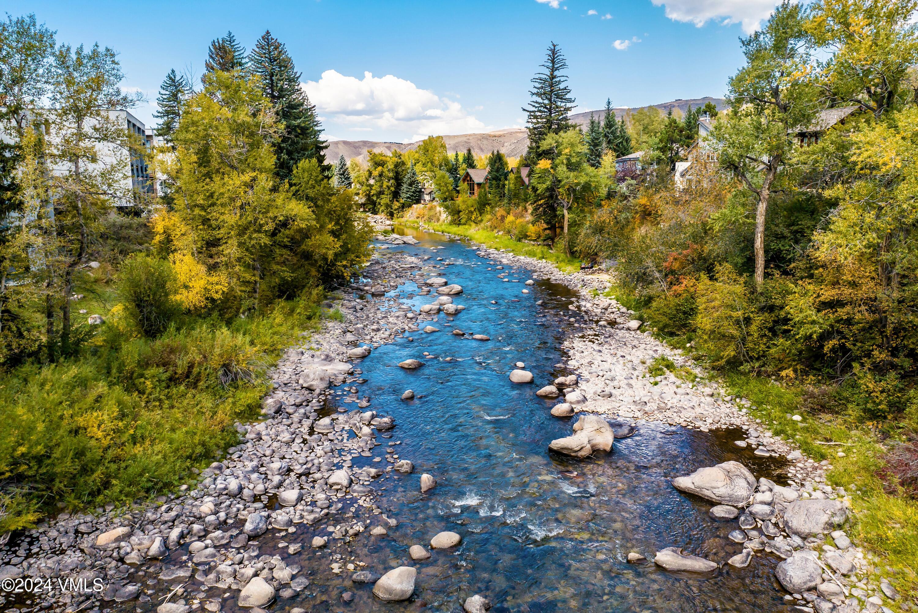 200 Goldfinch Lane, 1b Property Photo 24