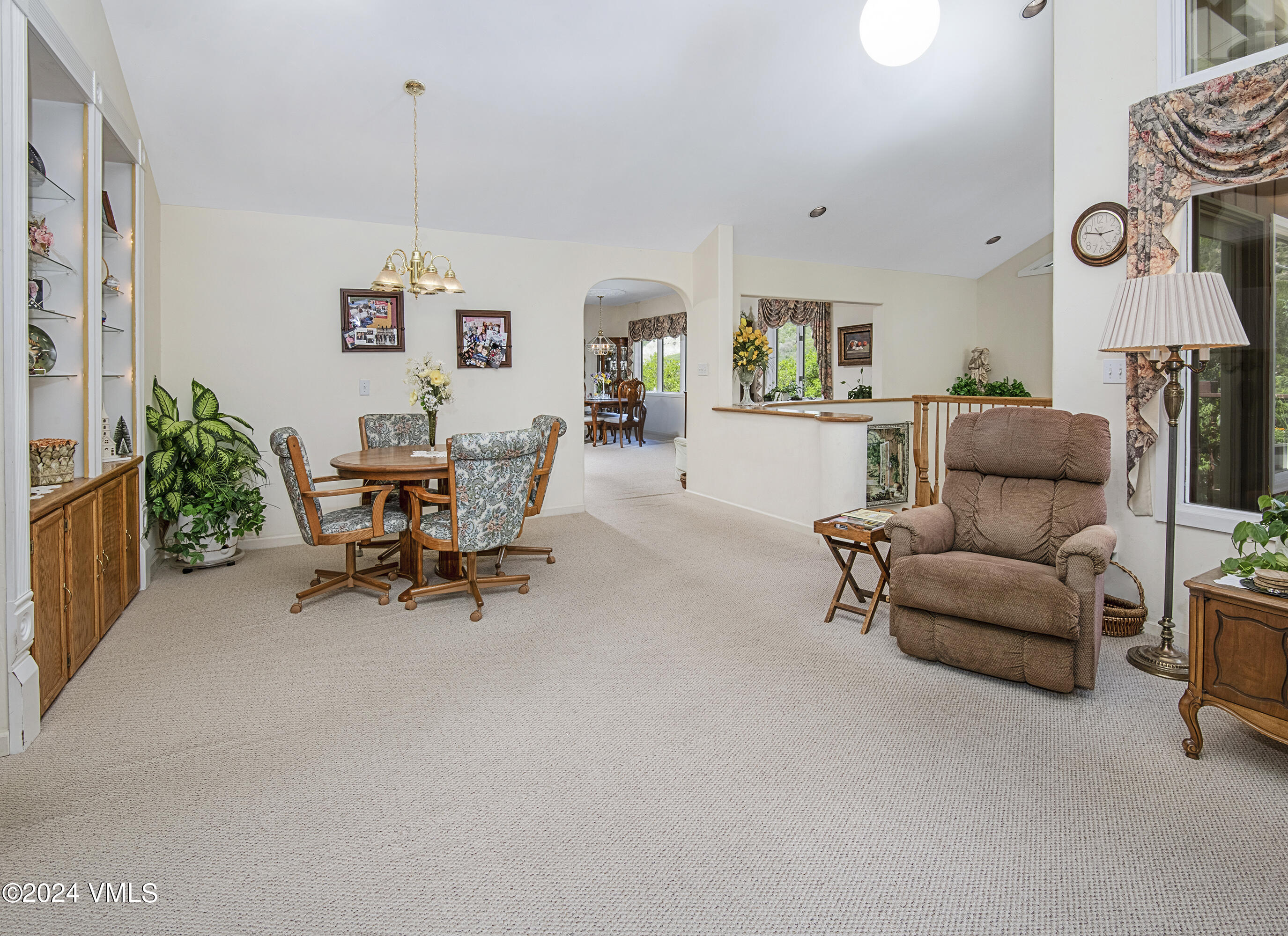 9001 Brush Creek Road Property Photo 12