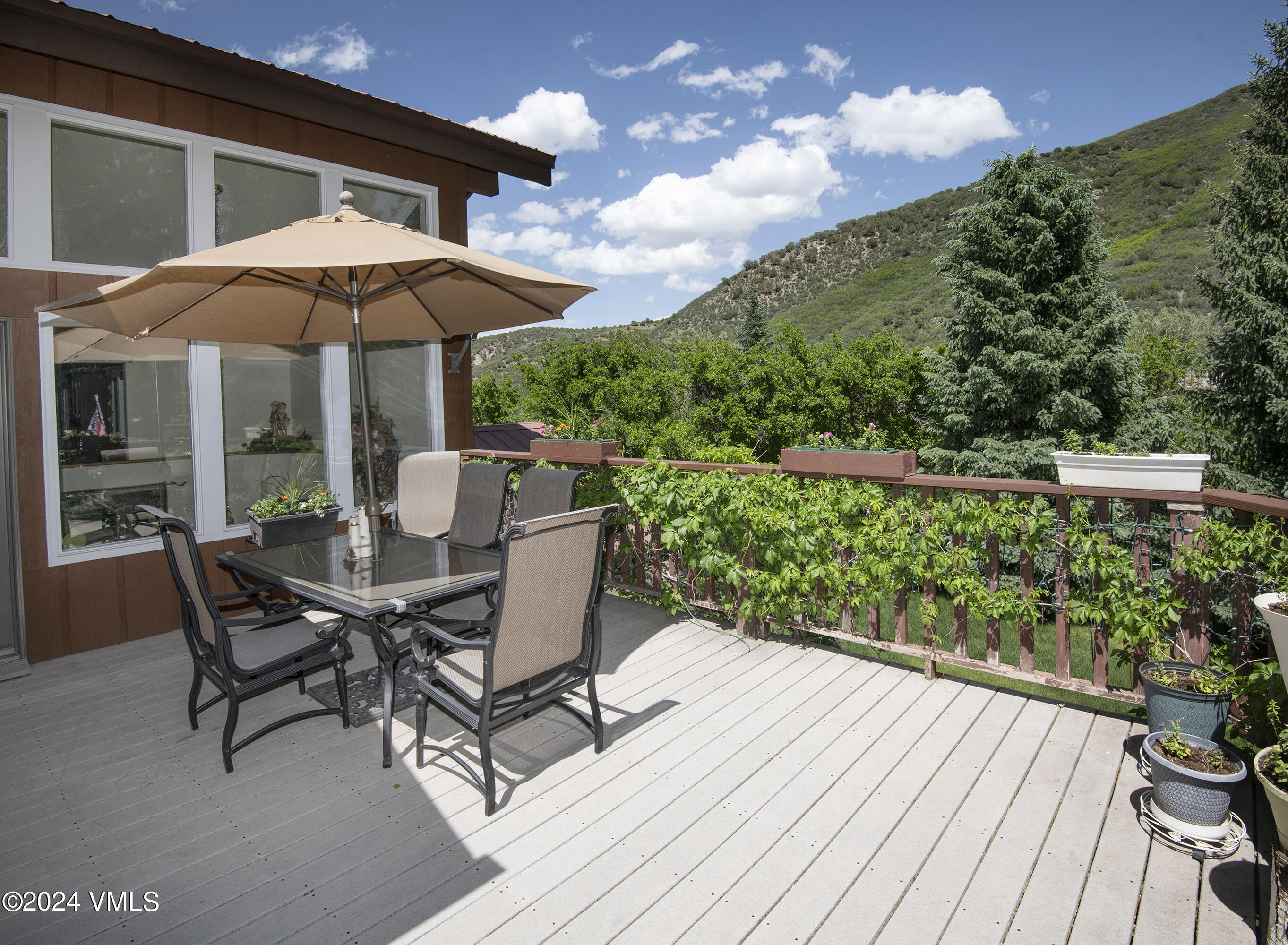 9001 Brush Creek Road Property Photo 45