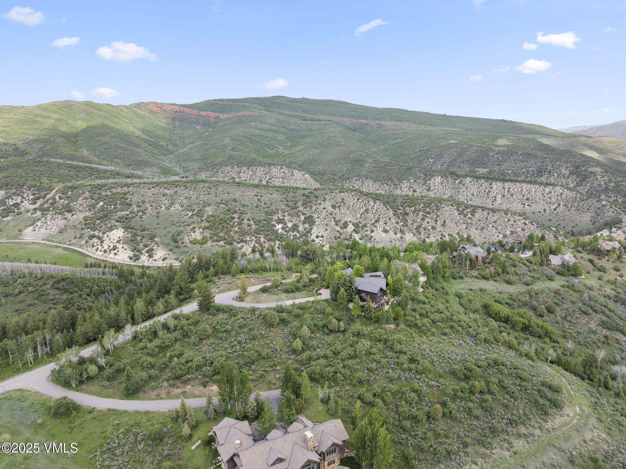 196 Redtail Ridge Property Photo 5