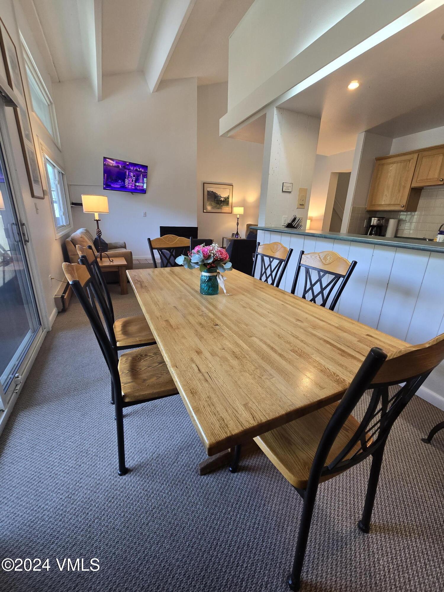 508 E Lionshead Circle, 305-14 Property Photo 3