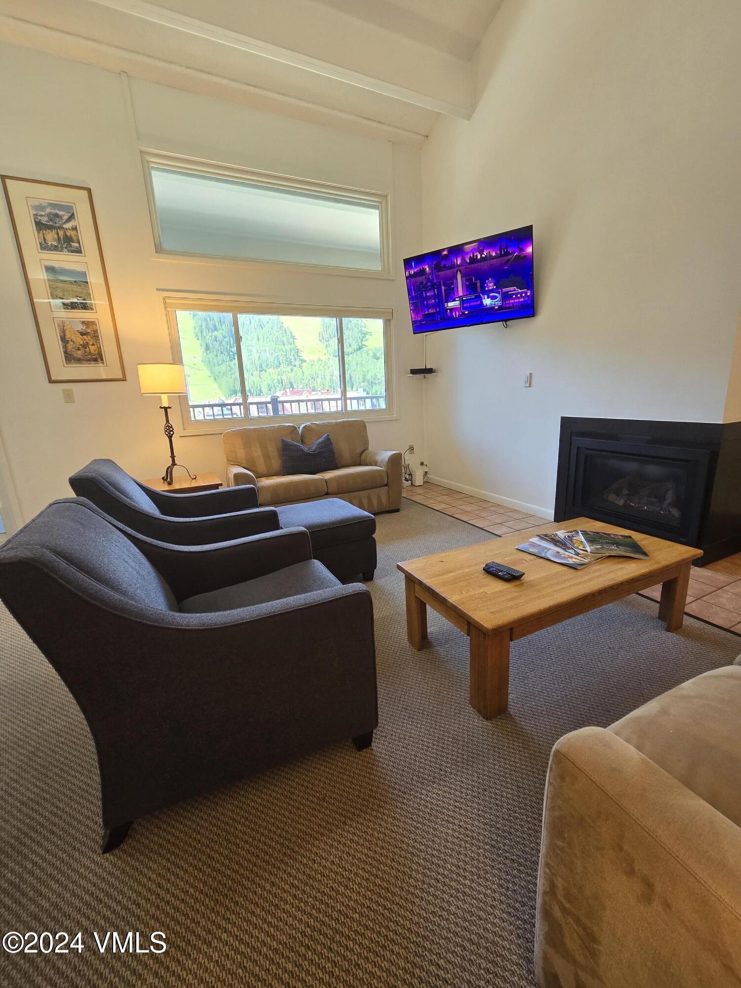 508 E Lionshead Circle, 305-14 Property Photo 4