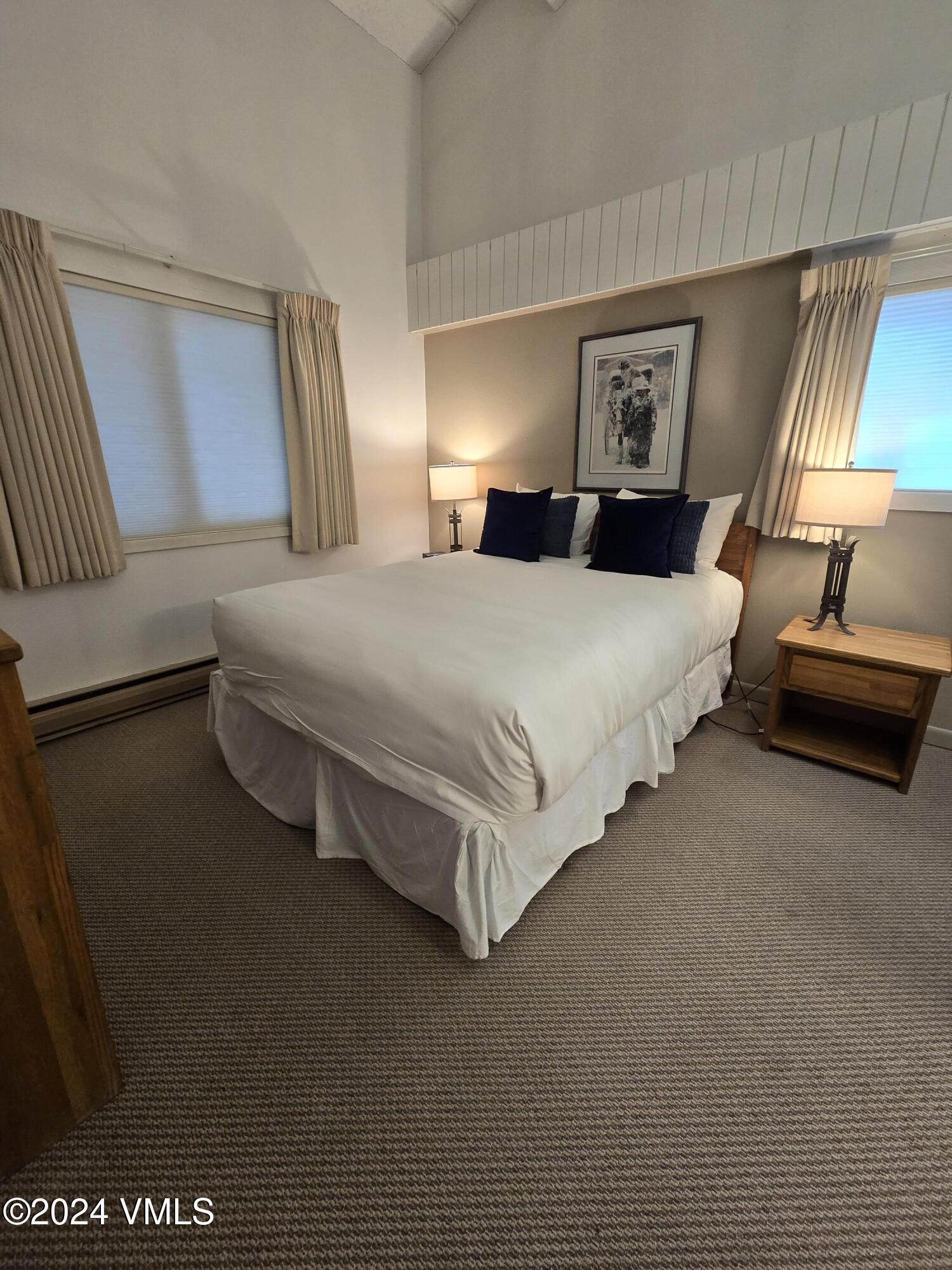 508 E Lionshead Circle, 305-14 Property Photo 5