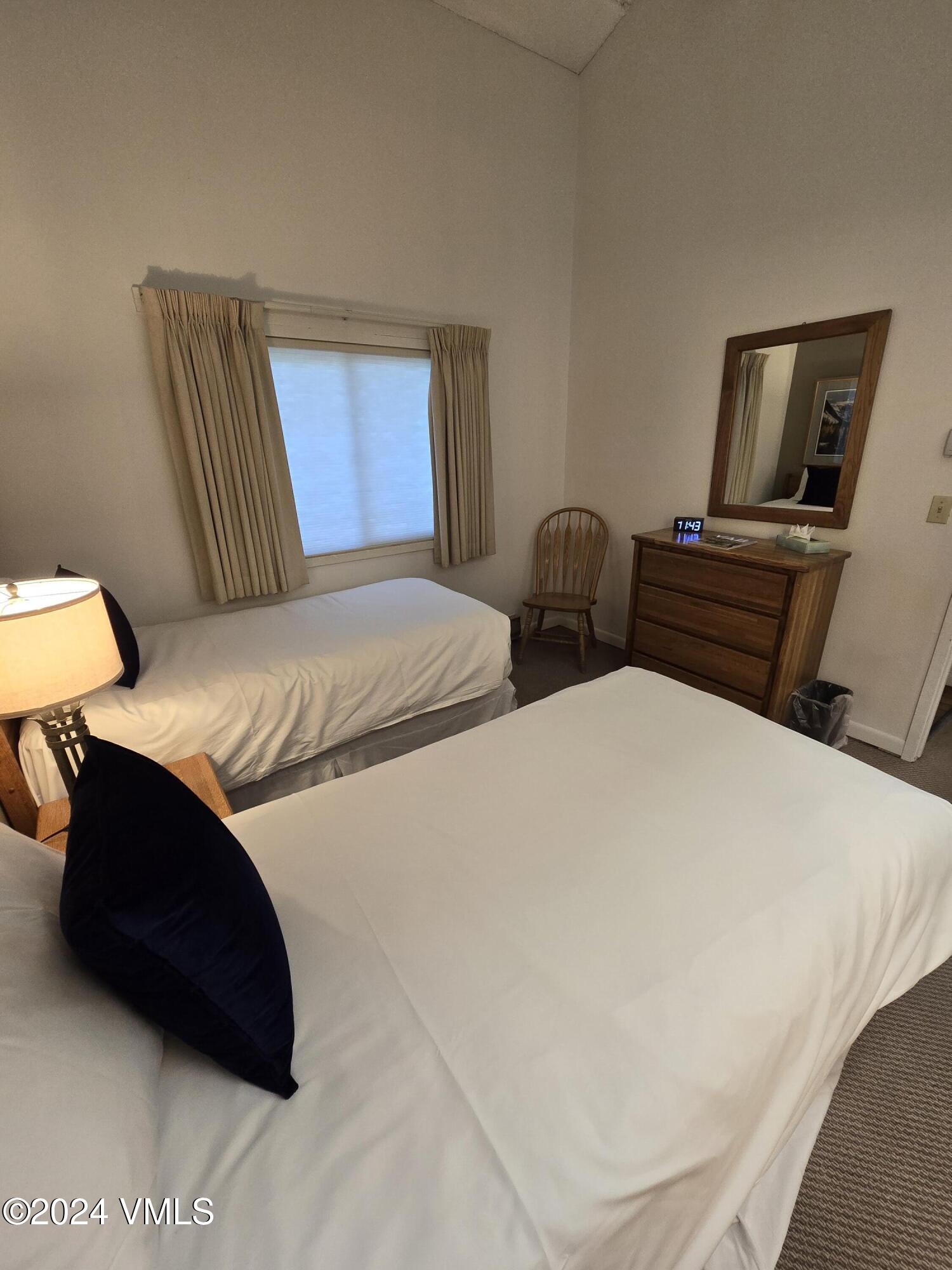 508 E Lionshead Circle, 305-14 Property Photo 10