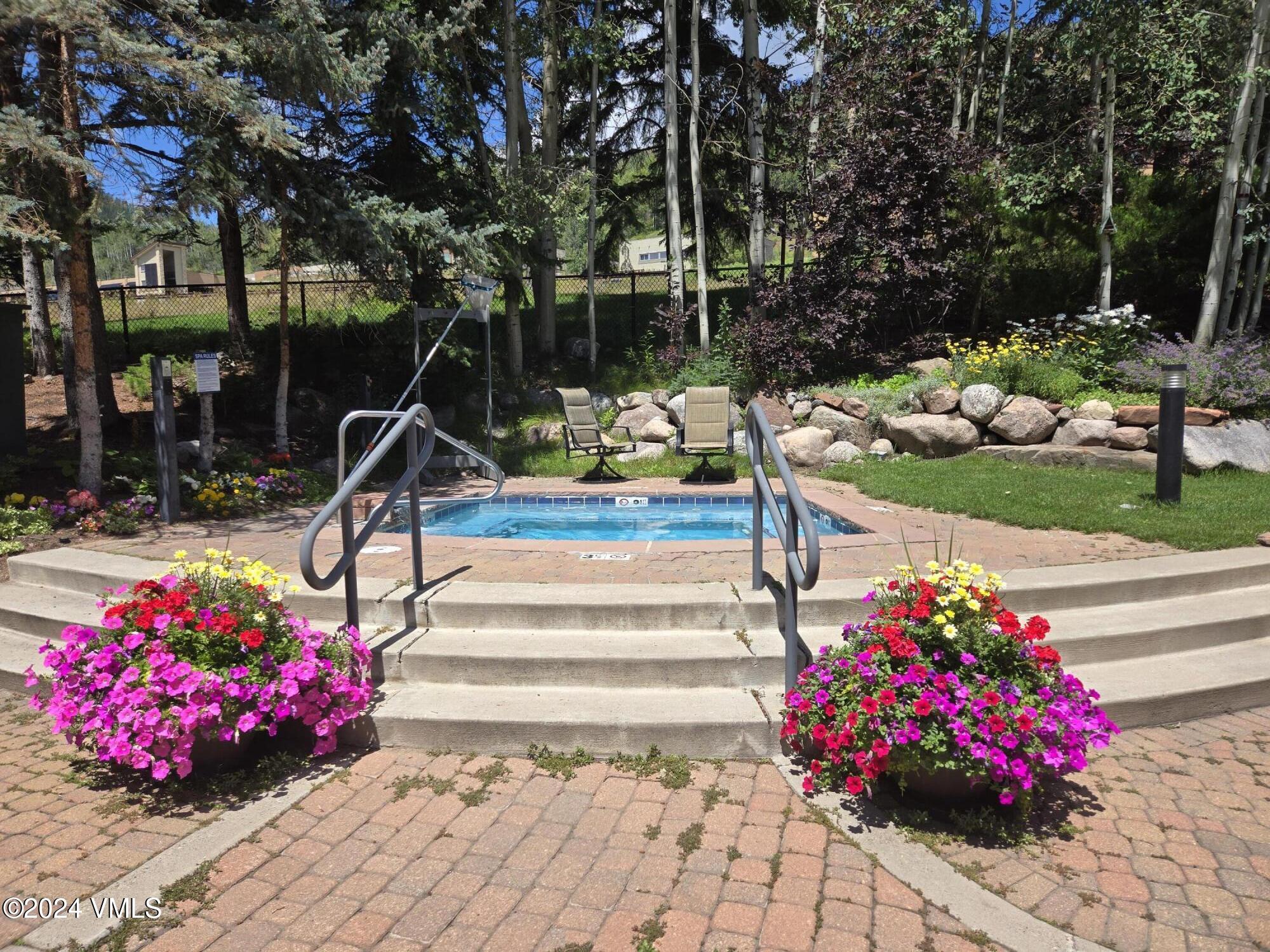 508 E Lionshead Circle, 309-13 Property Photo 19