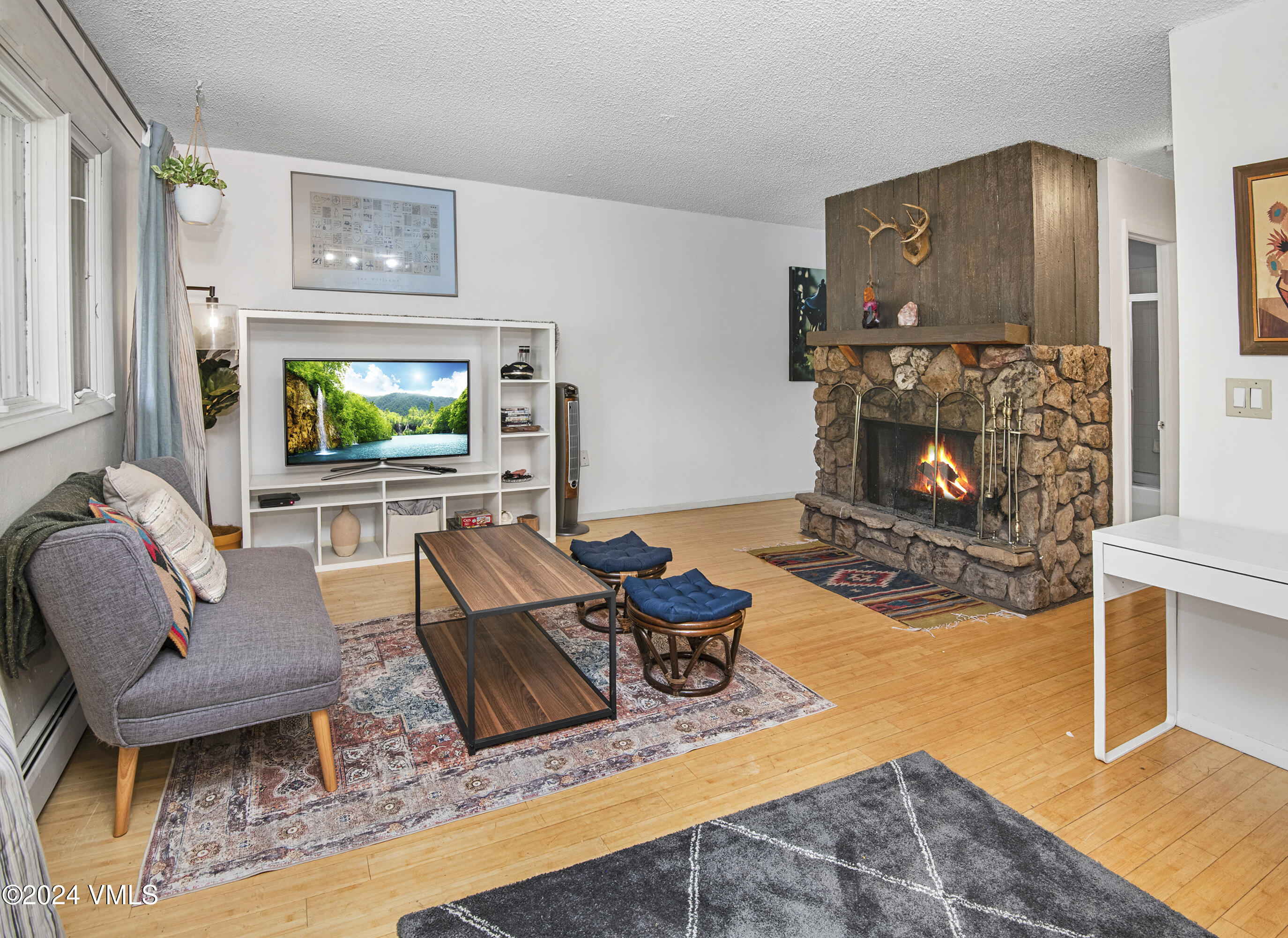 2448 Garmisch Drive, 8 Property Photo