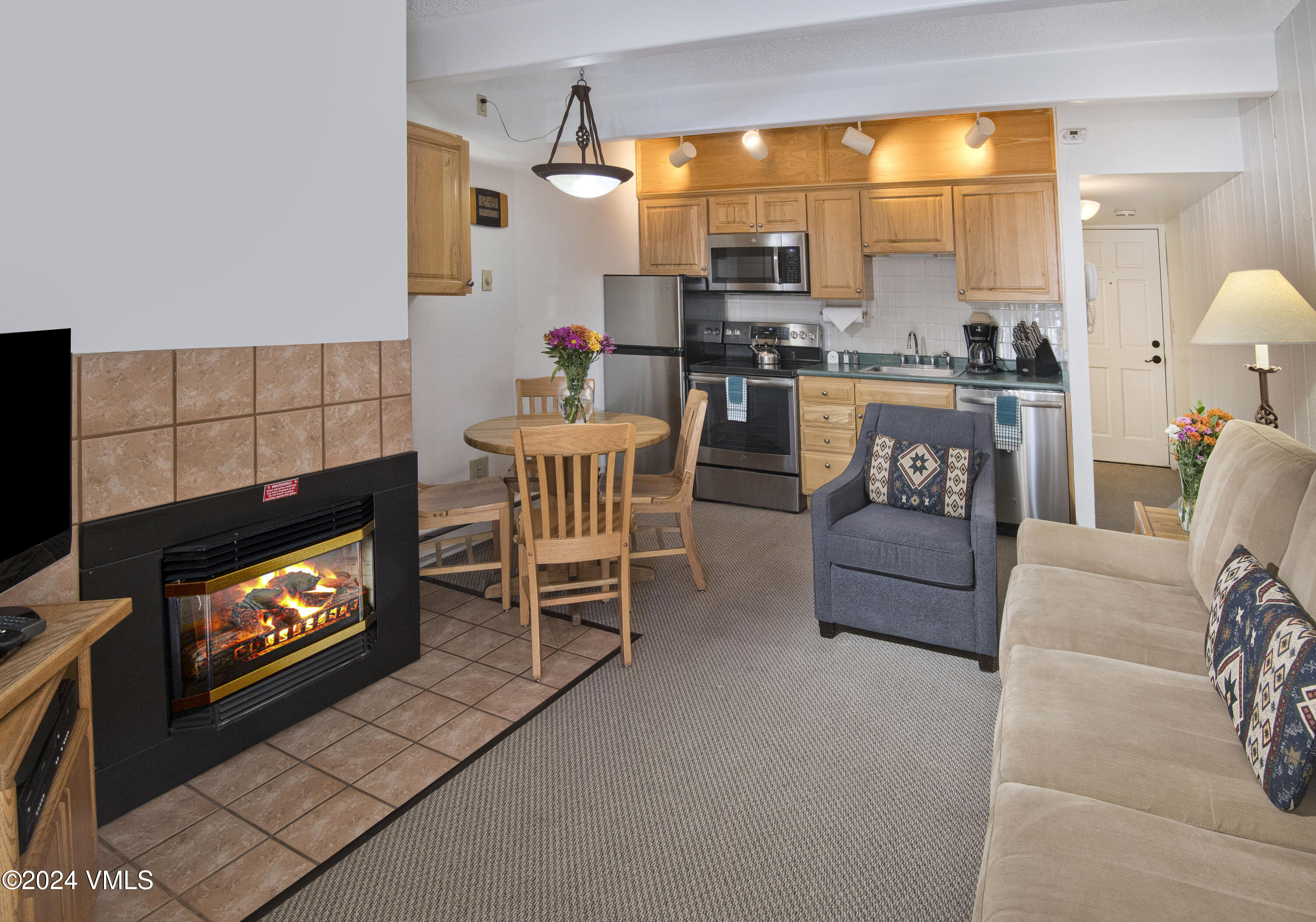 508 E Lionshead Circle, 312-39 Property Photo 5