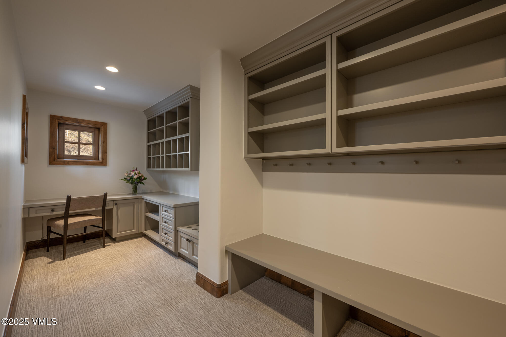 1094 Riva Glen Property Photo 14