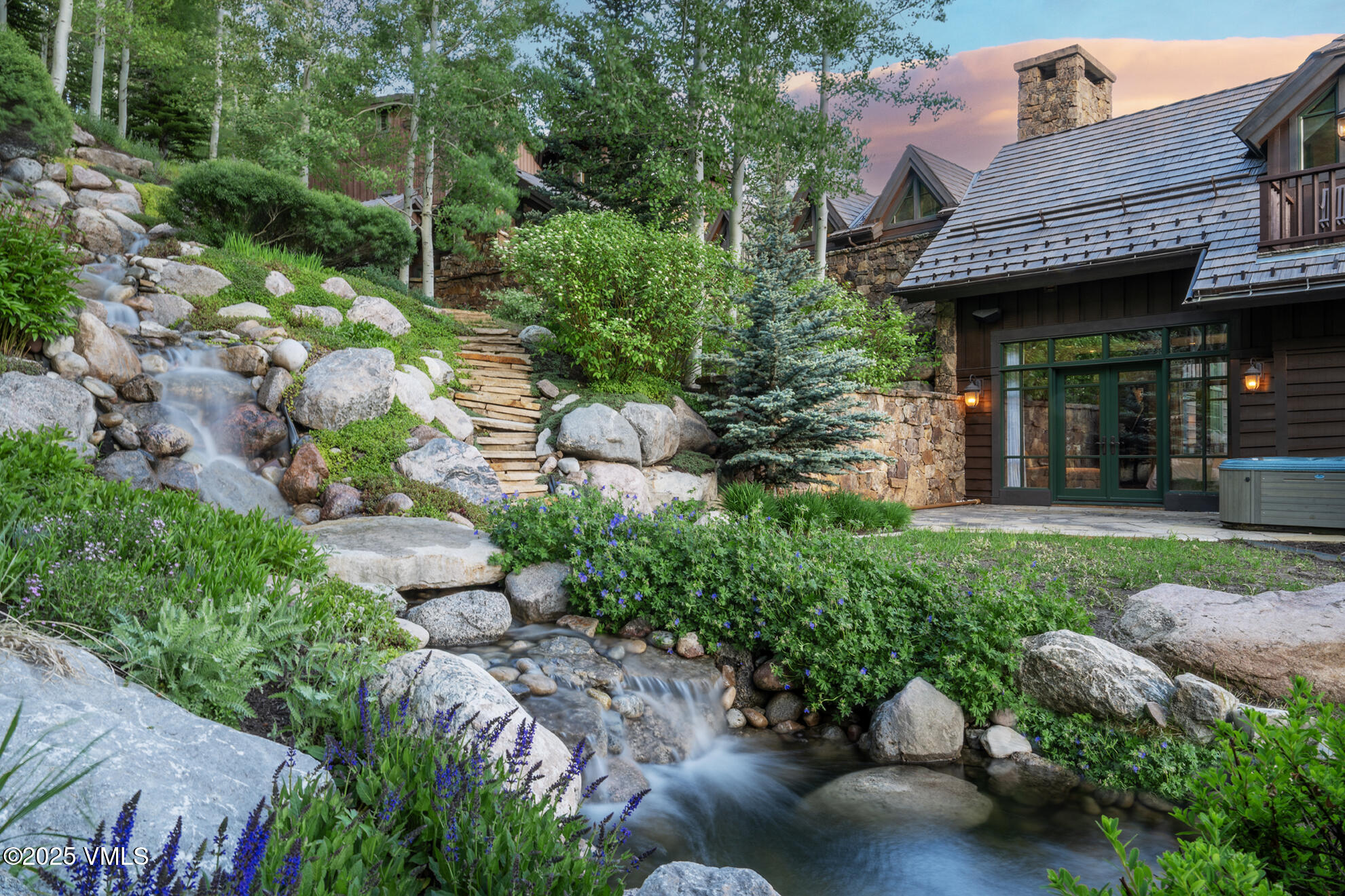 1094 Riva Glen Property Photo 16