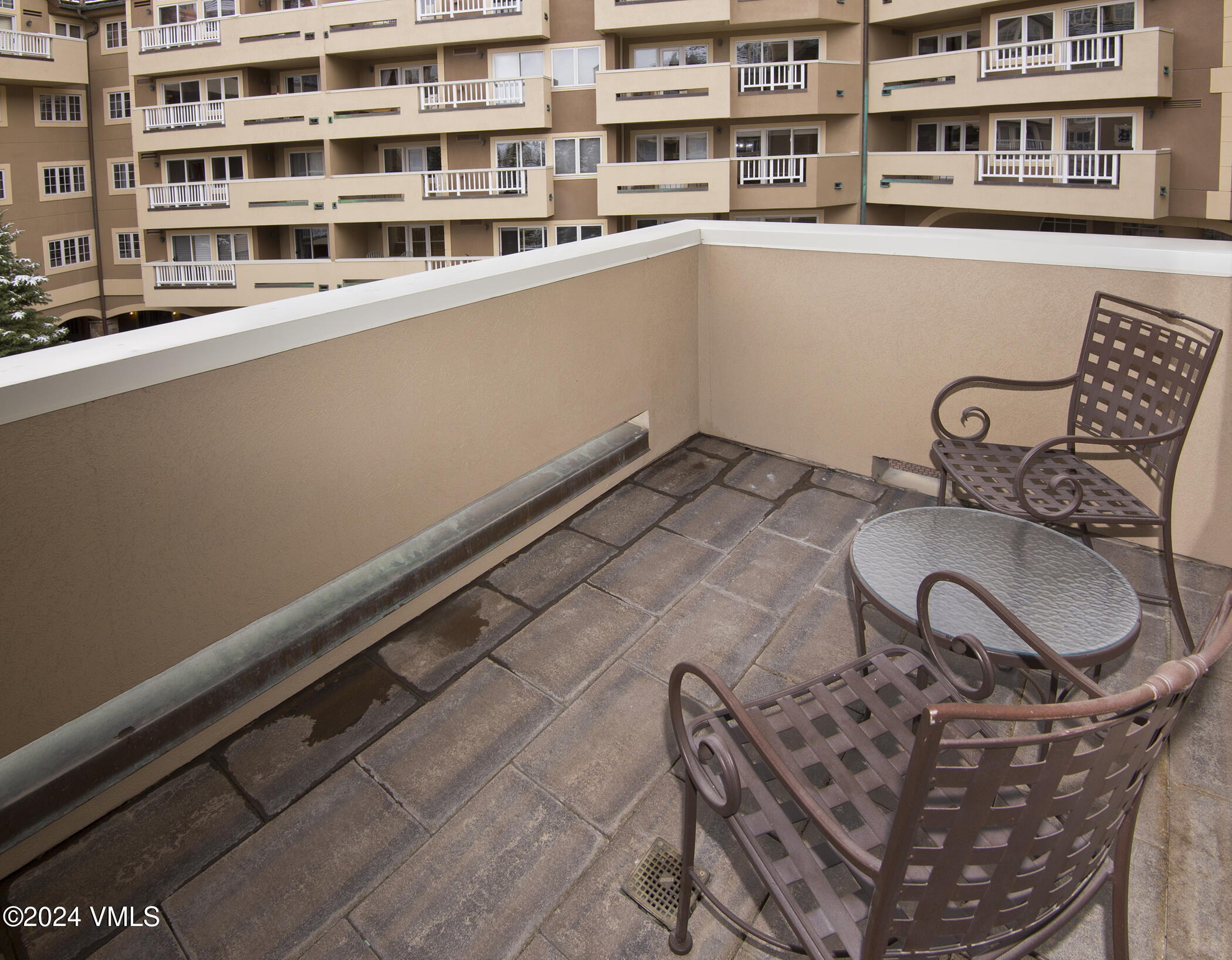210 Offerson Road, 206-14 Property Photo 5